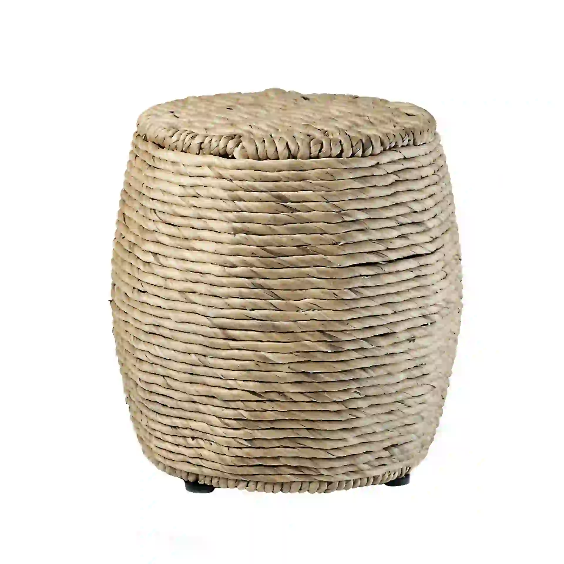 13. Puf de mimbre ($ 840).