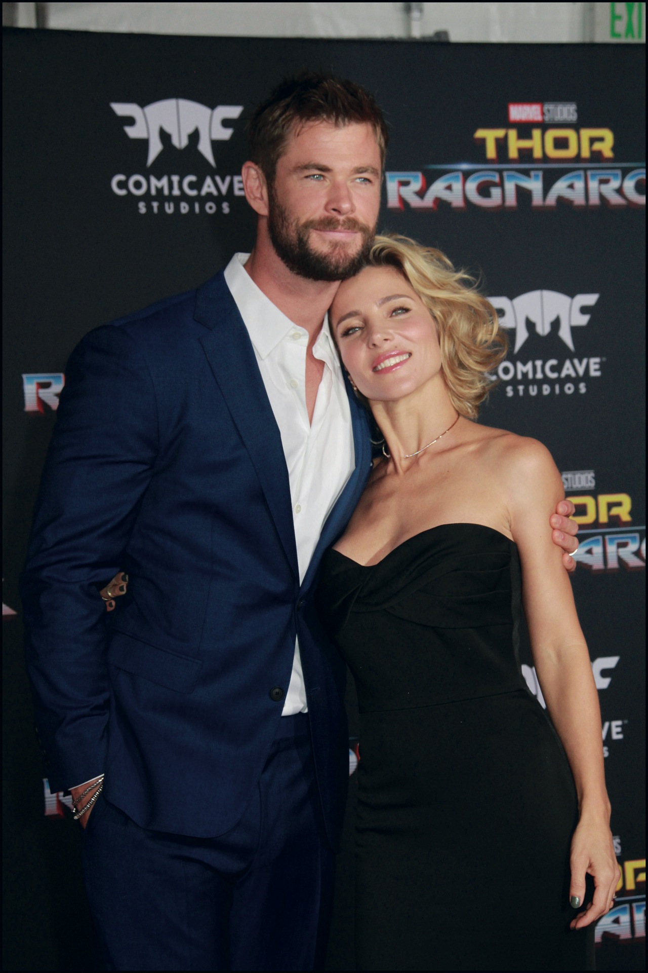 Chris Hemsworth, Elsa Pataky 10/10/2017 The world premiere of Thor: Ragnarok held at El Capitan Theater in Hollywood, CA