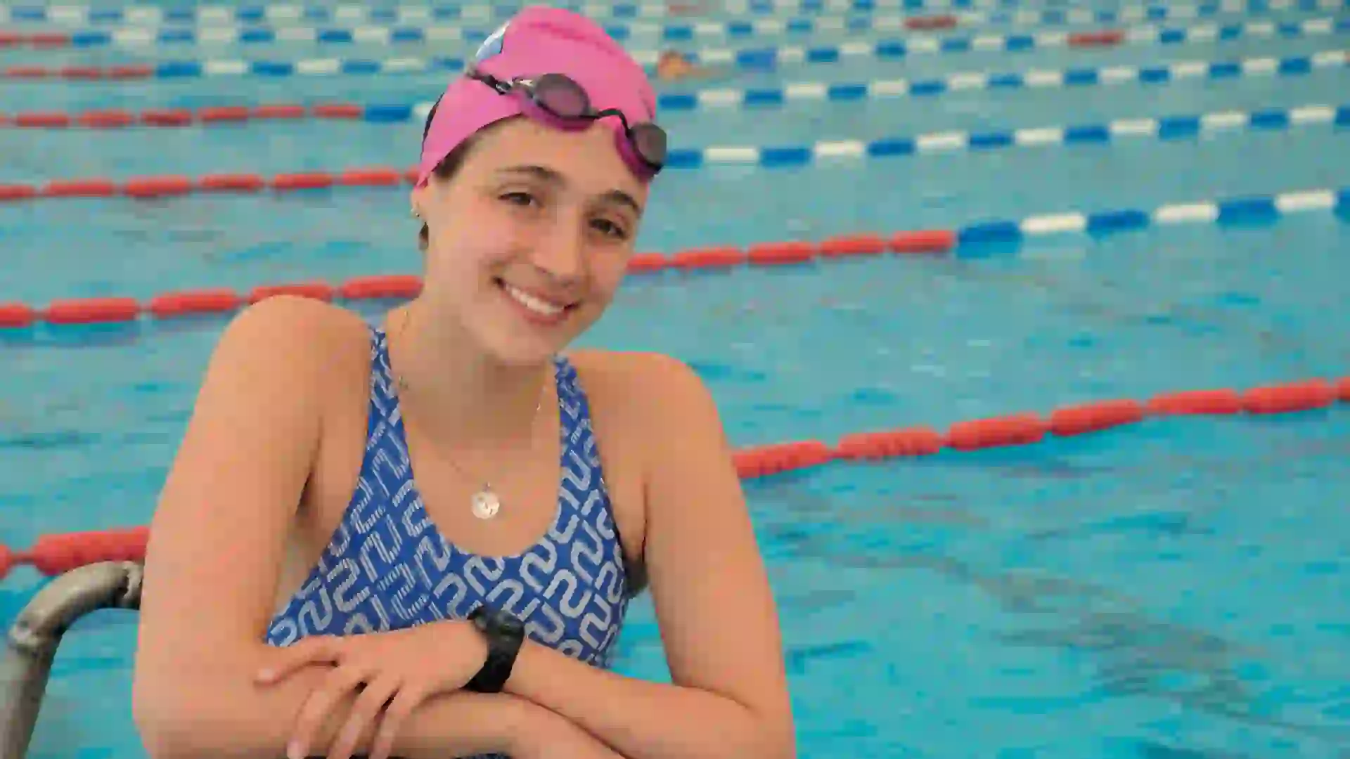 #PARA TI - DELFINA PIGNATIELLO NADADORA OLIMPICA ORO 1- News - APERTURA - 20171103 - CA