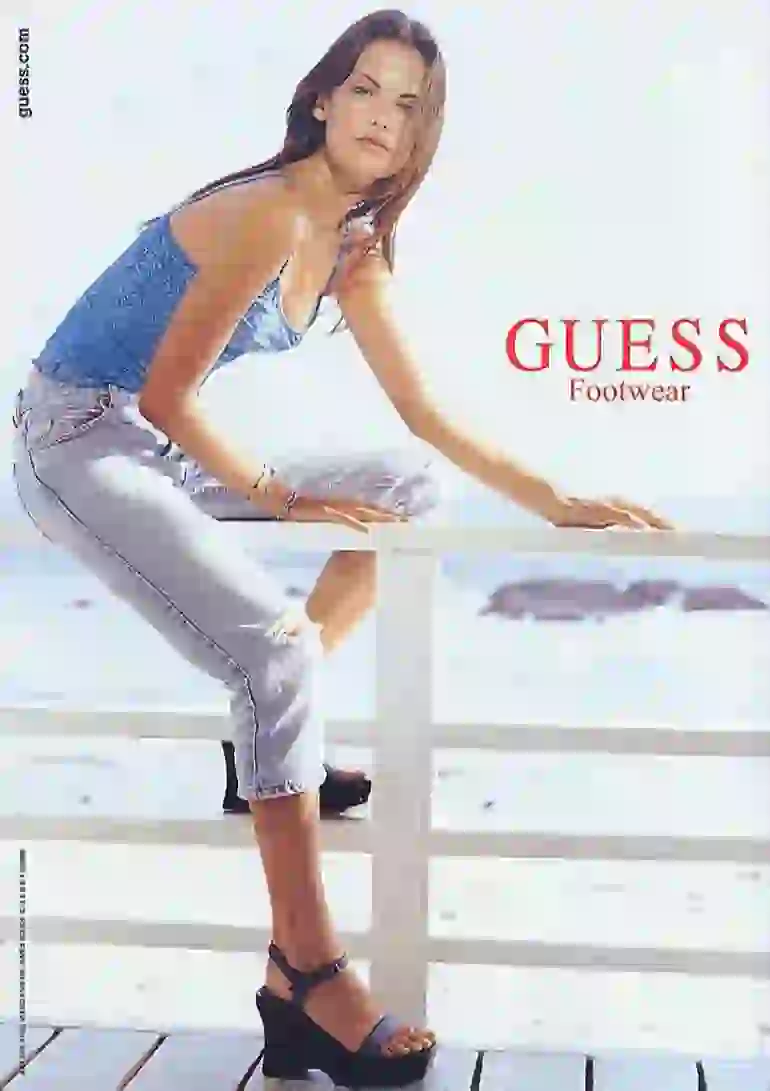 En 2001 Alessandra Ambrosio sus primeros pasos