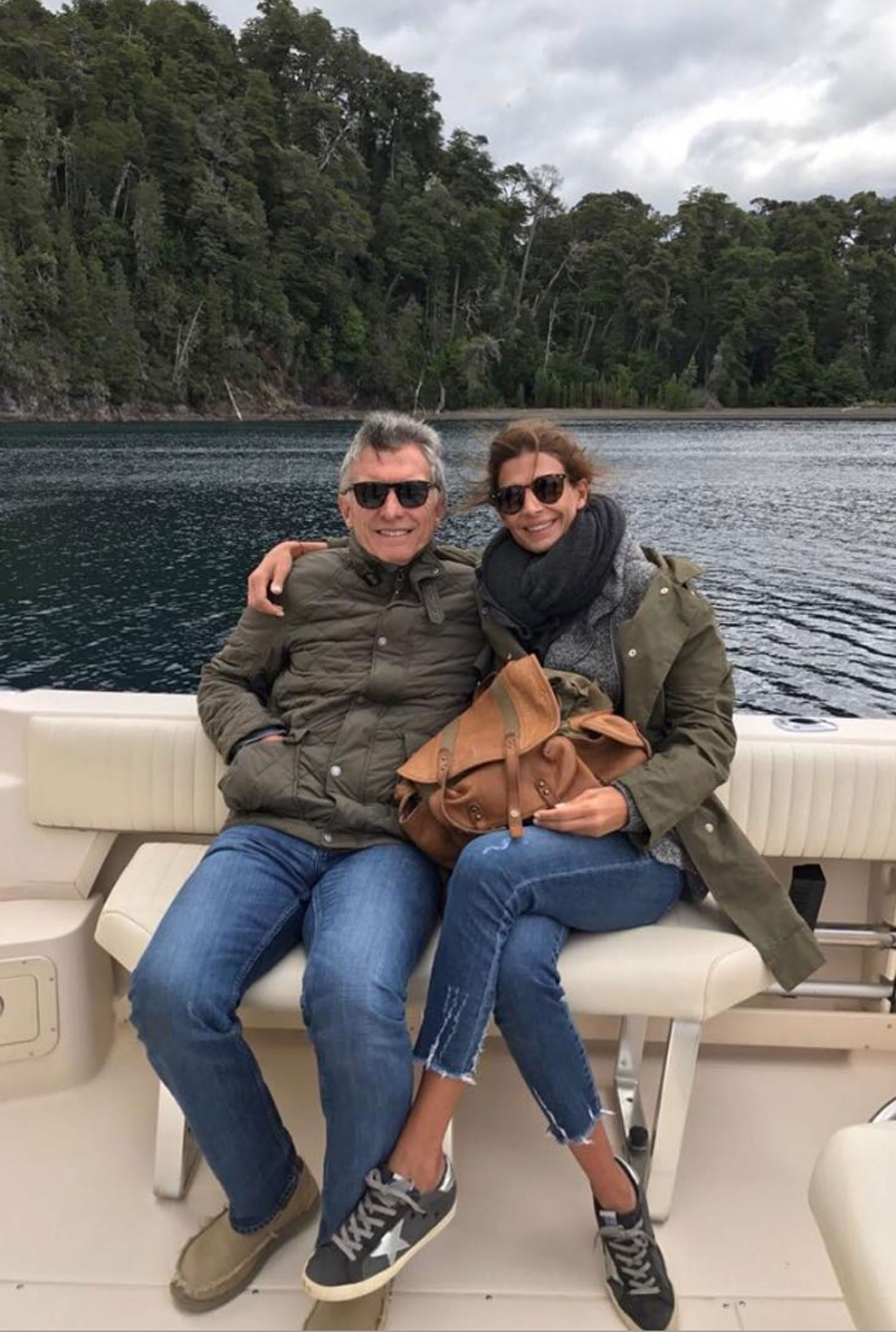 Macri y Juliana Awada vacaciones catamaran sur SF