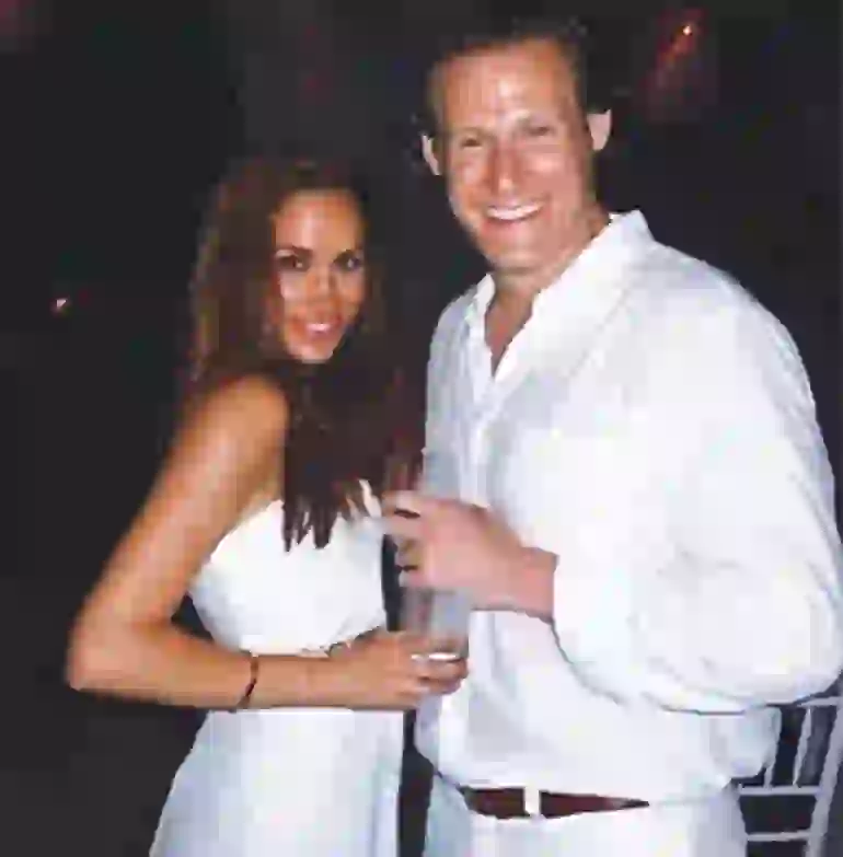 Meghan y Trevor el dìa de su casamiento en Jamaica