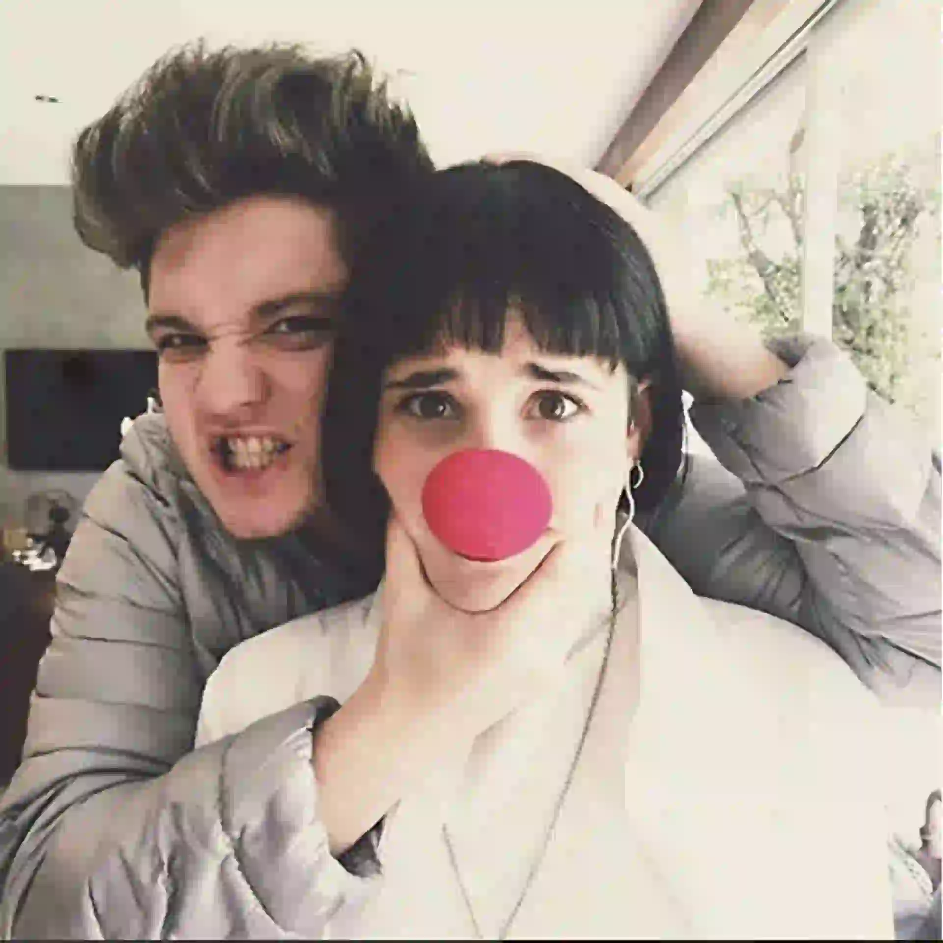 Sus hijos, Tomás y Florencia.