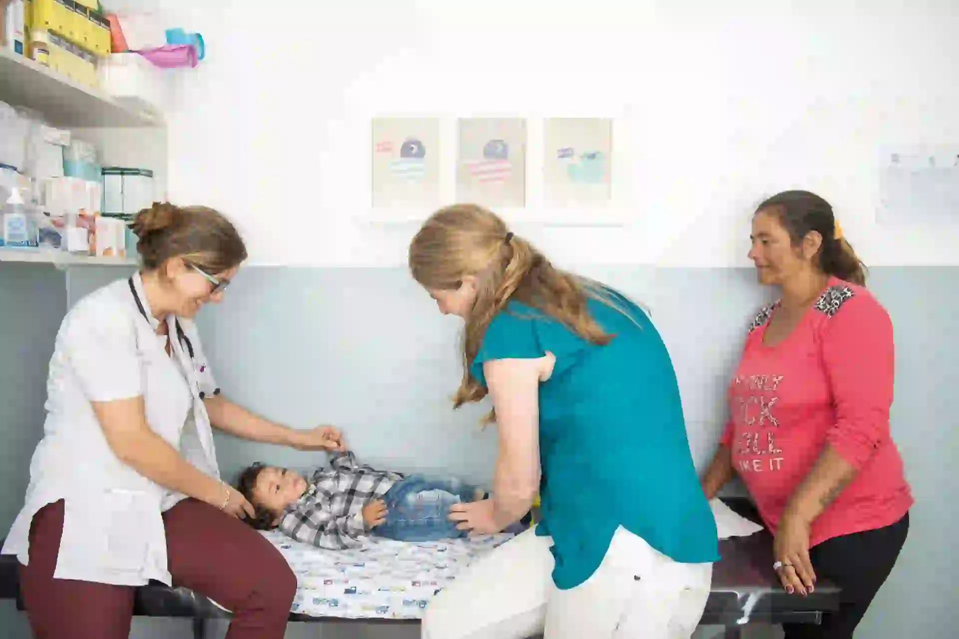 #PARA TI - CENTRO CONIN BANCALARI - news - medica atendiendo - MC - 20171222