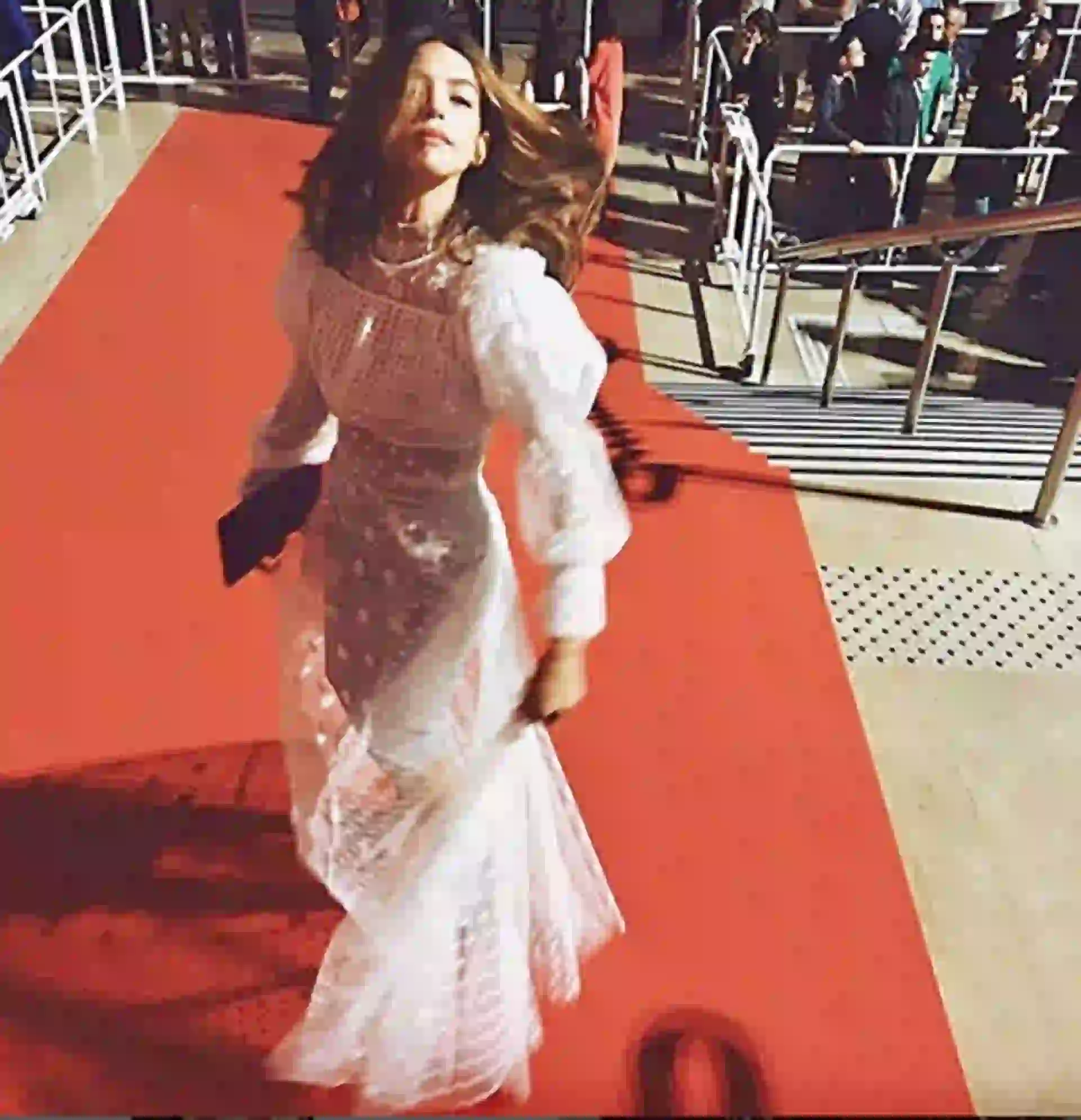 Calu Rivero en la red carpet de Cannes.