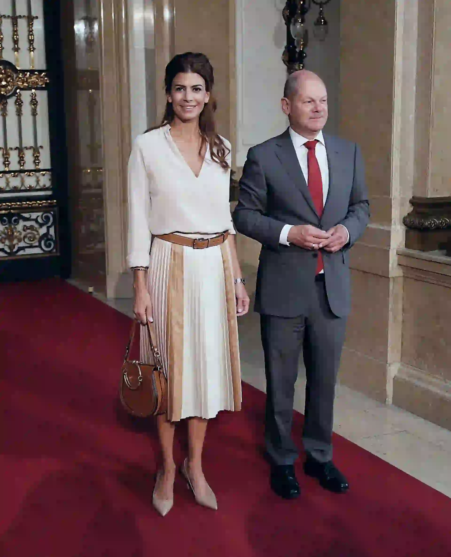 #PARA TI - LOOKS AWADA - News - Juliana - Vestido midi - AA - 20171222