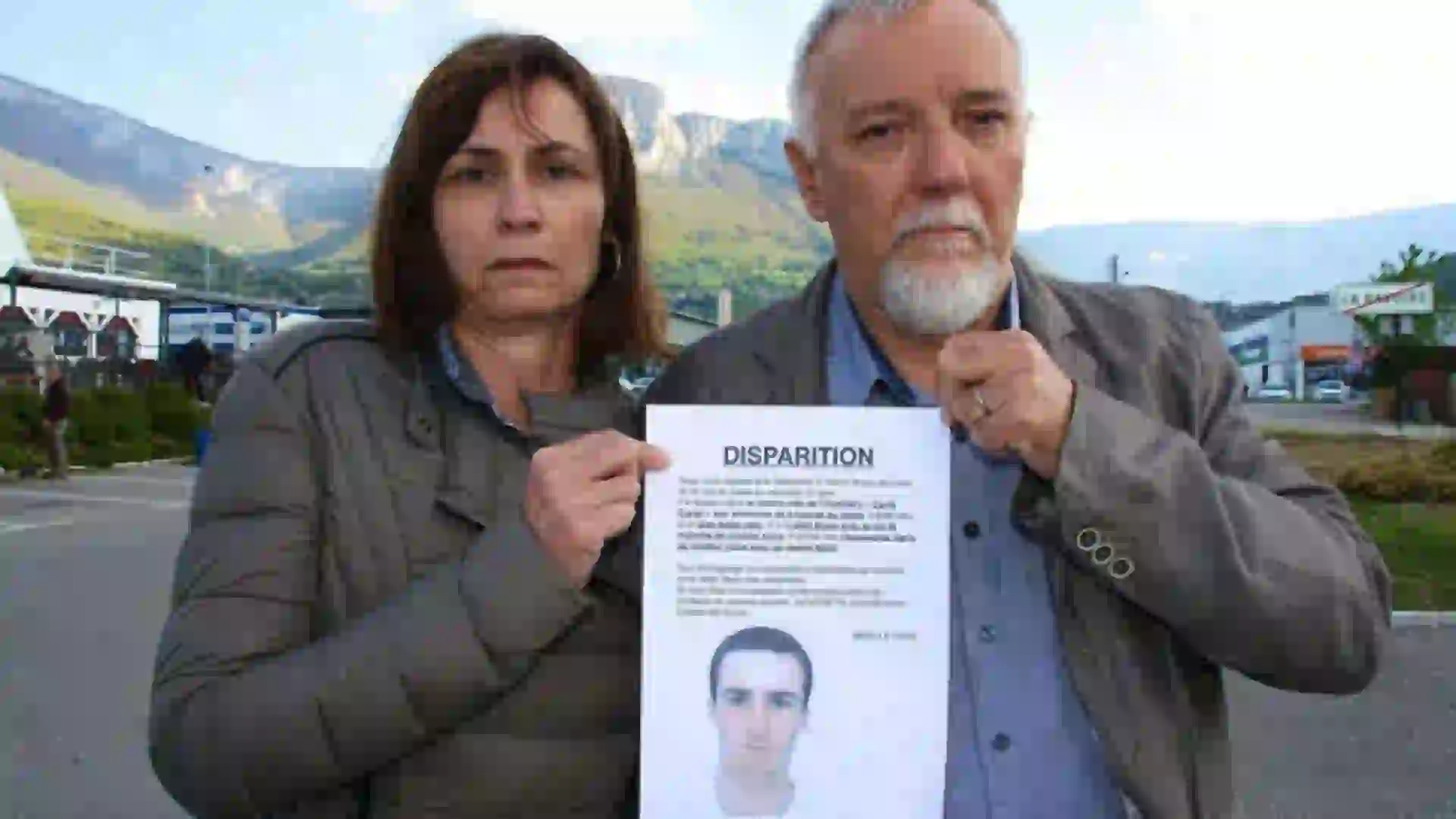 #parati-caso maelys apertura