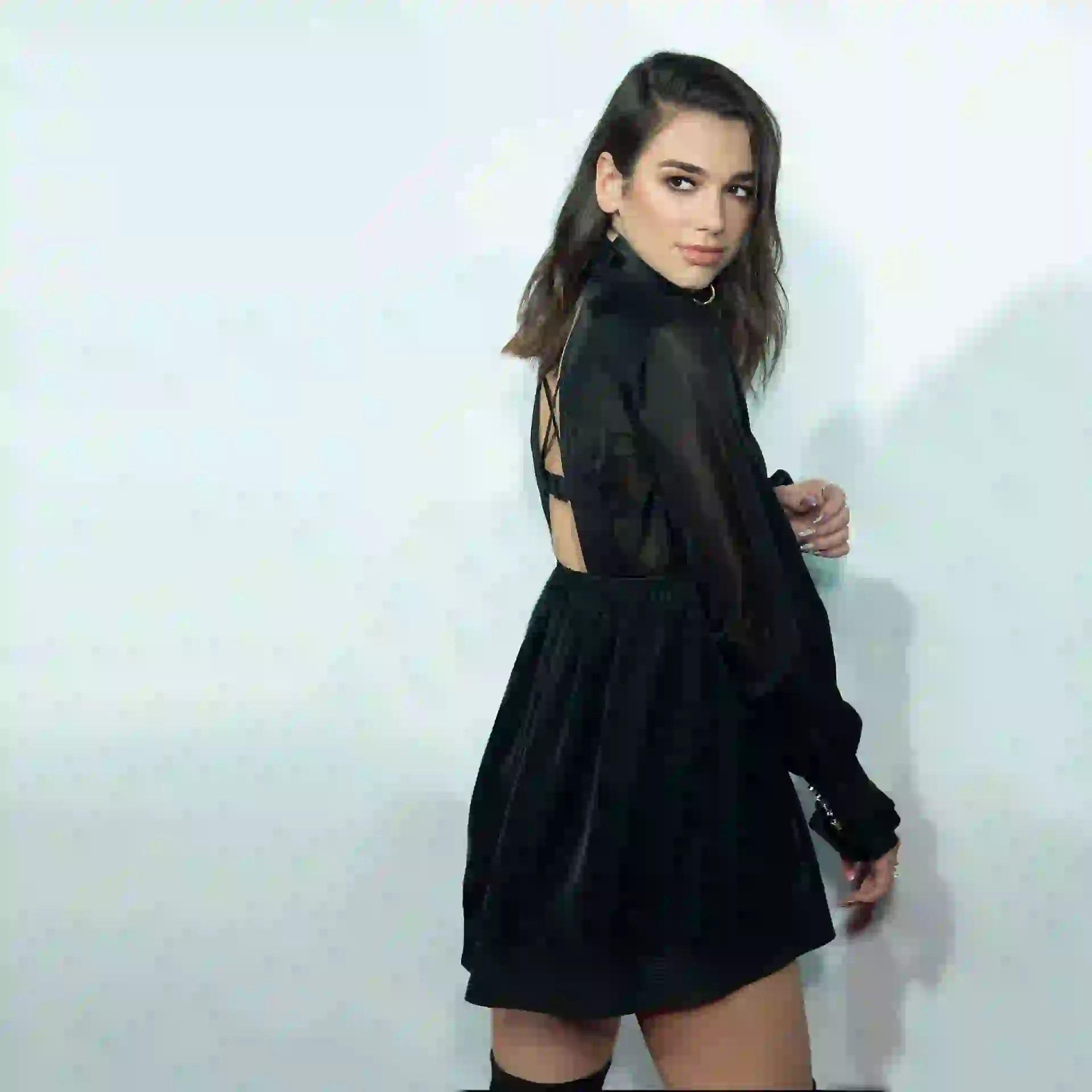 # PARA TI - DUALIPA - news - apertura - FOTONOTICIAS - 20180112