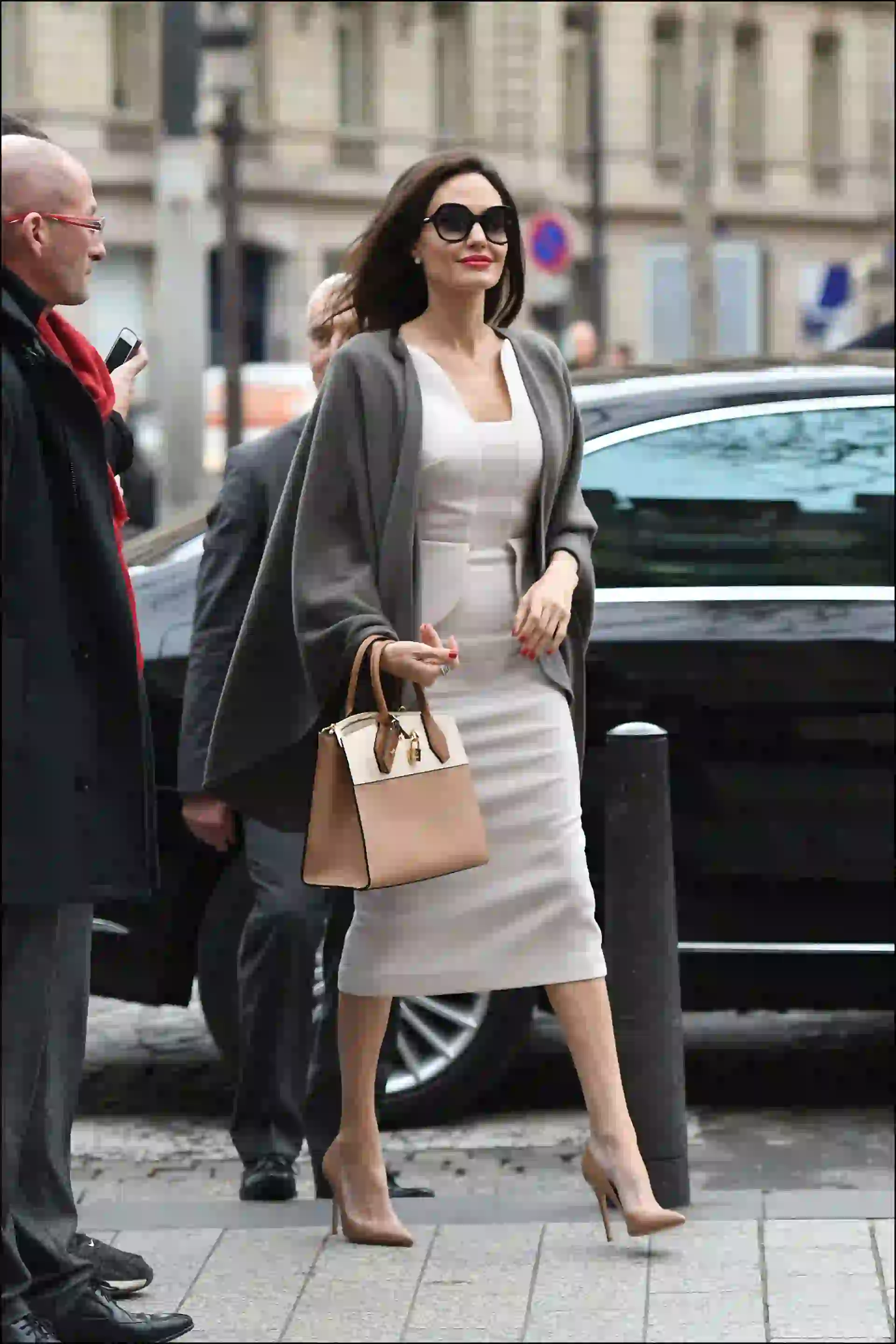 #parati-angelina-jolie-paris3