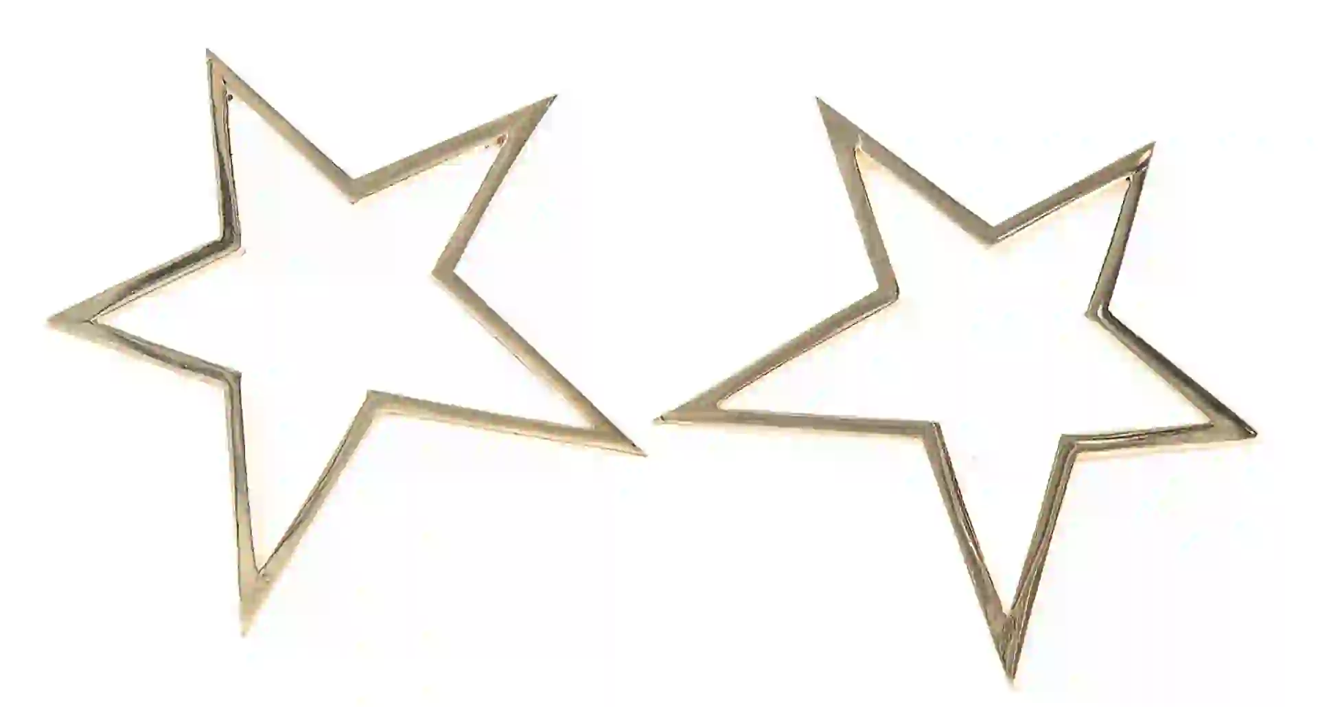 Aros (antes $ 460, AHORA $ 230, Clara Ibarguren).