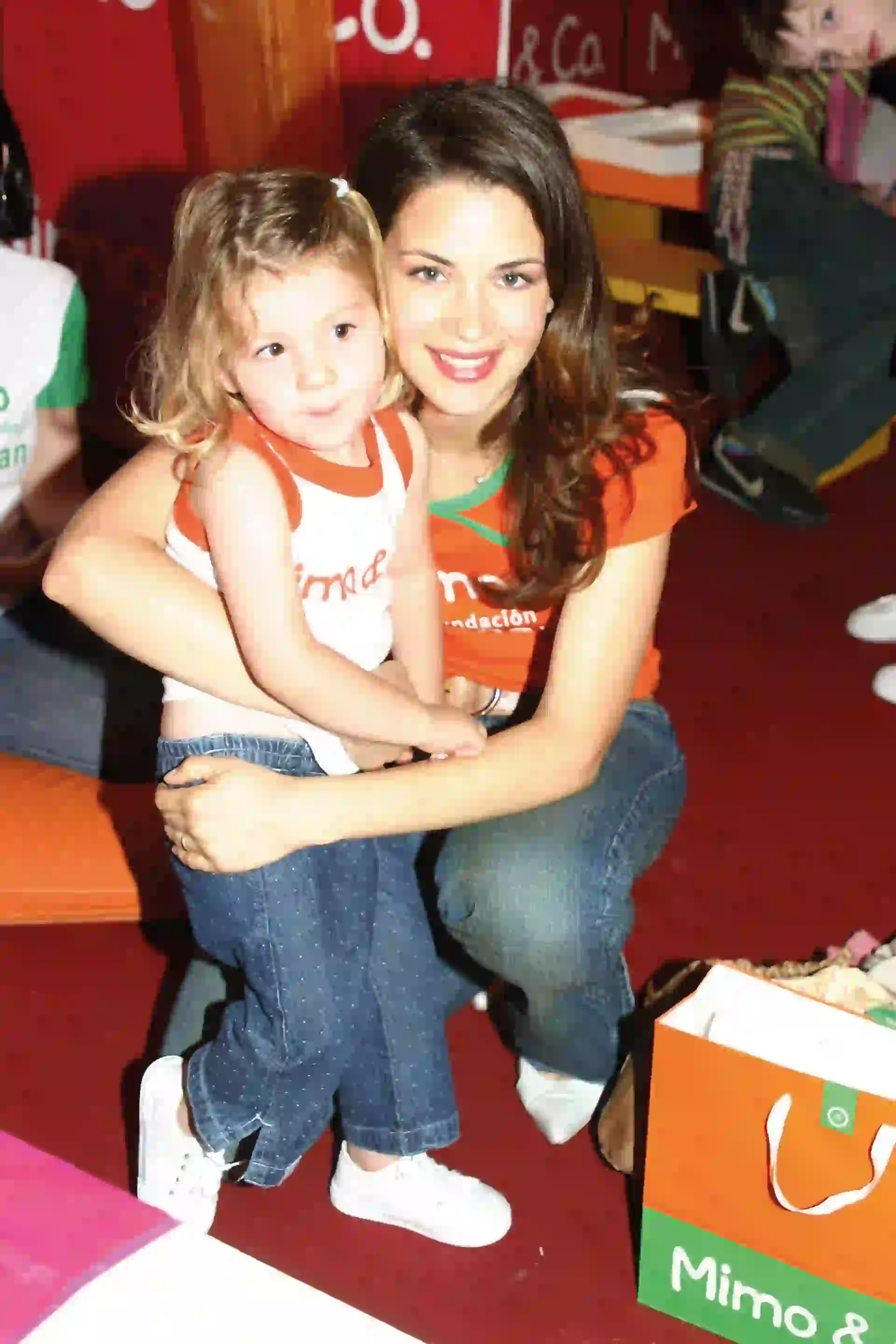 Paula y Matilde dsfilaron para Mimo & co.