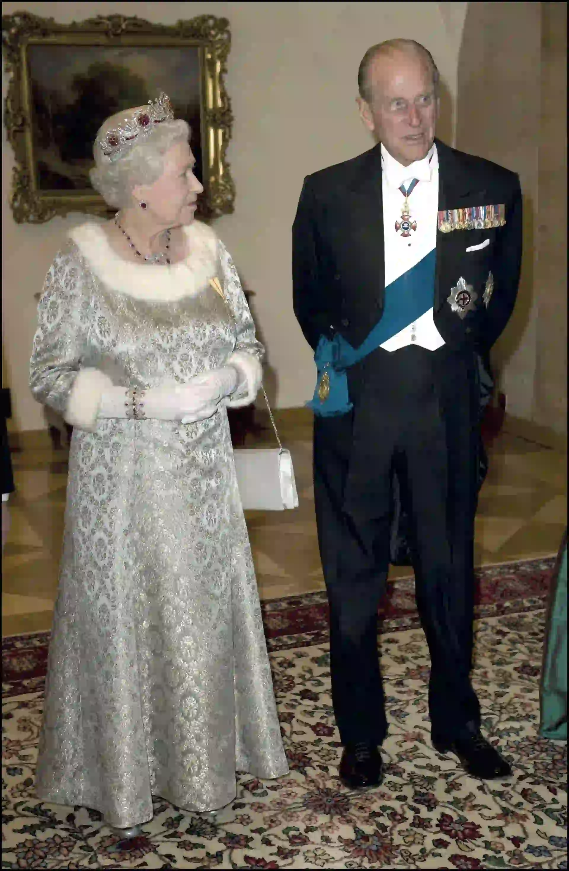 El año pasado Felipe se retiró de la vida pública. Tuvieron cuatro hijos: Carlos, Ana, Andrés y Eduardo