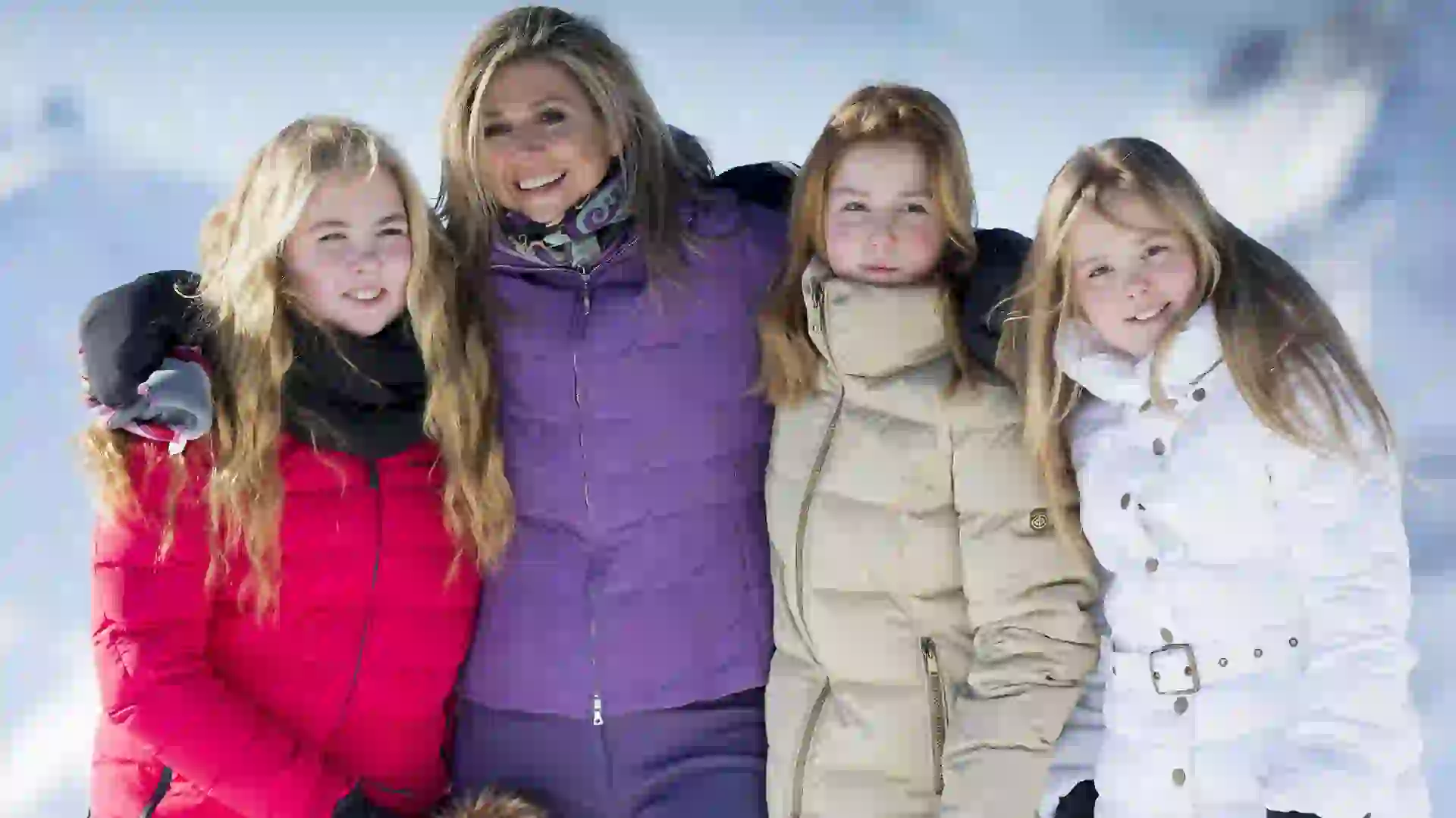 La famille royale des Pays-Bas (Le roi Willem-Alexander, la reine Maxima et leurs enfants les princesses Catharina-Amalia, Alexia et Ariane) en vacances dans la station Lech Z¸rs am Arlberg en Autriche, le 26 fÈvrier 2018. Dutch royal family (King Willem-Alexander, Queen Maxima and their daughters princesses Catharina-Amalia, Ariane and Alexia) on holidays in Lech Z¸rs am Arlberg in Austria. February 26th, 2018.