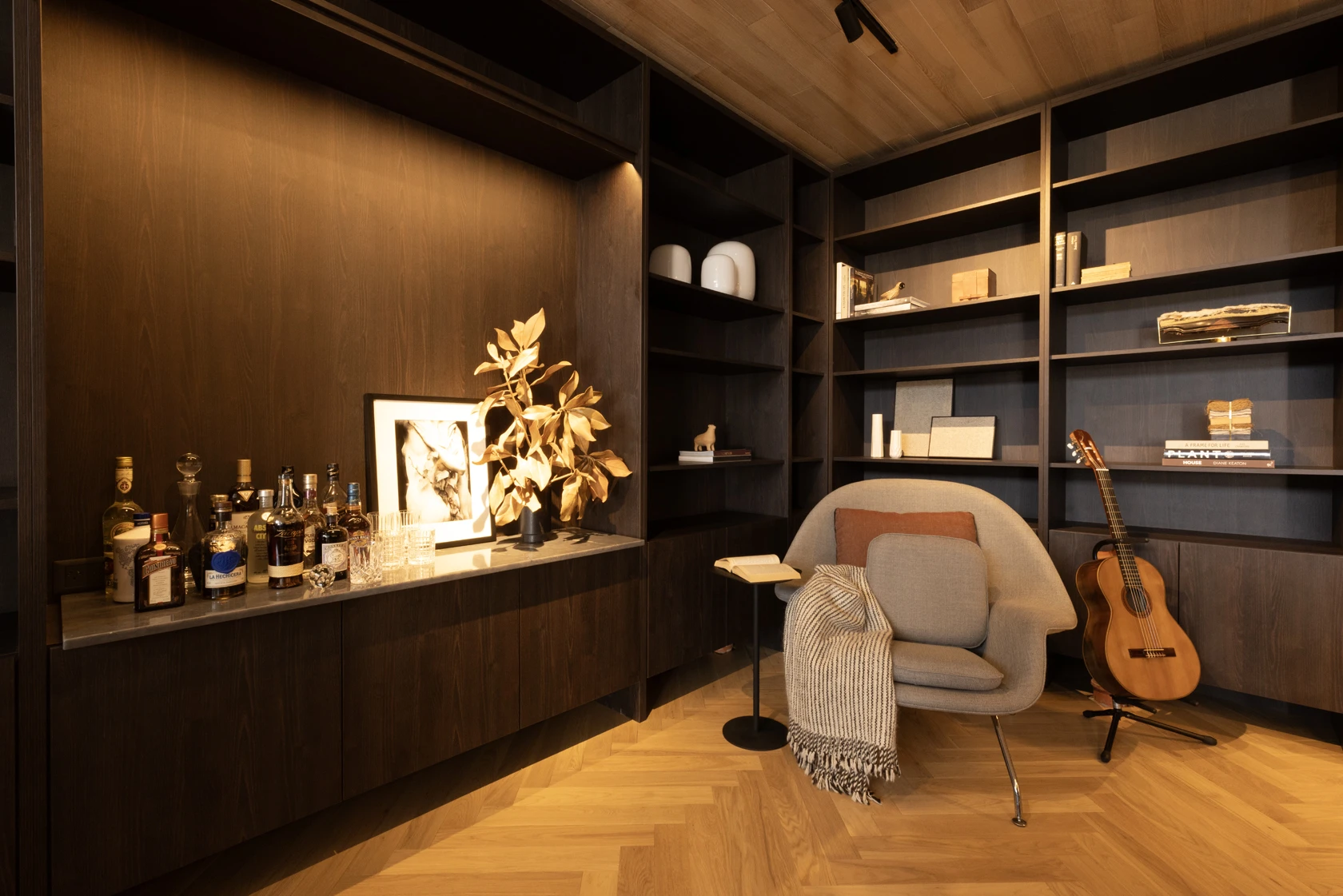 En el bar una obra de Picantes.ph.