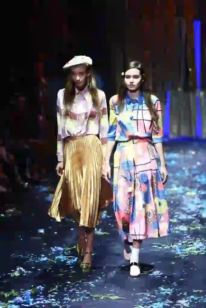 #PARATI-MILAKARTEI SF (5)