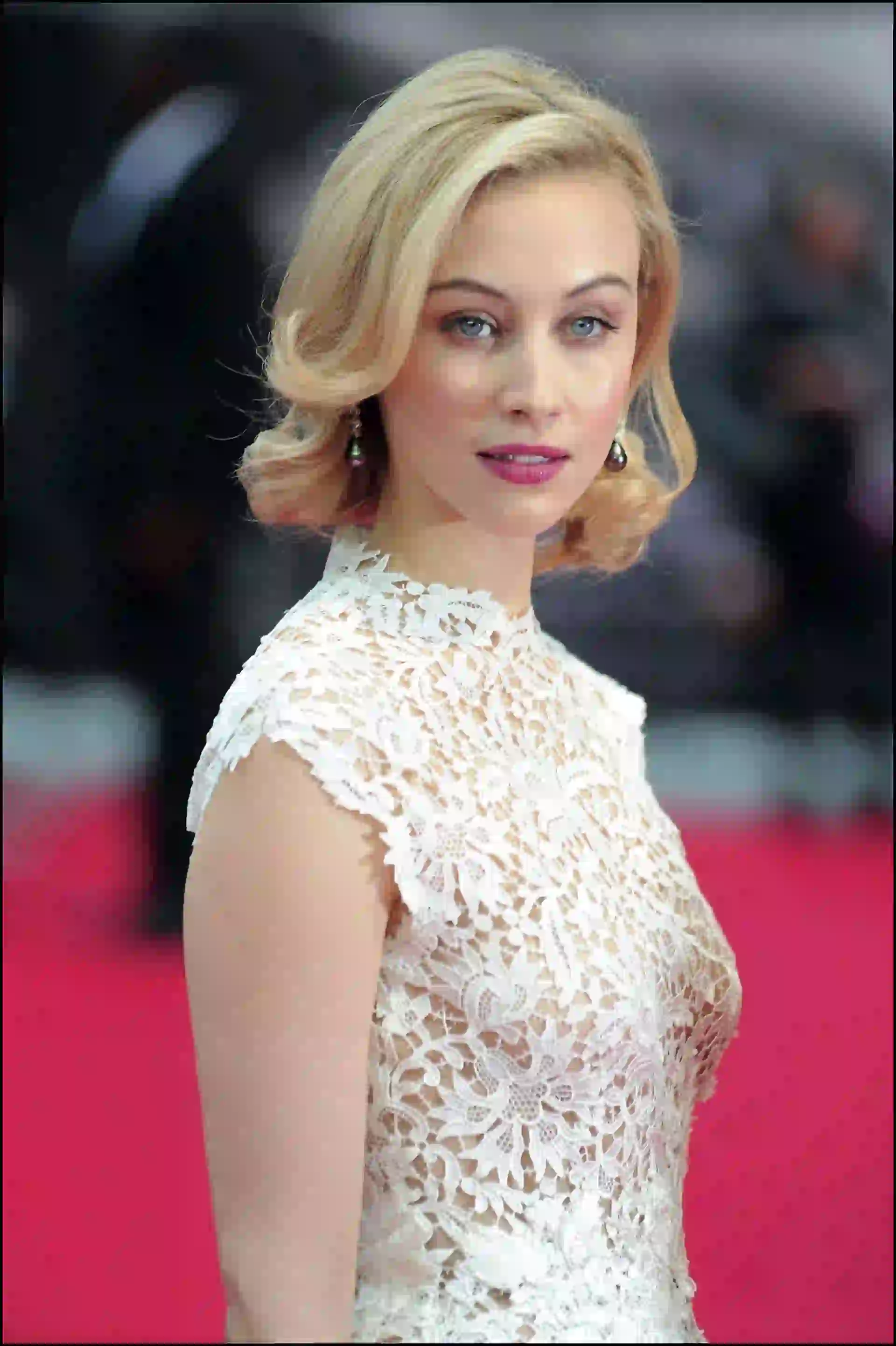#PARATI - SARAH GADON - News - Look 5 - FOTONOTICIAS - 20180323