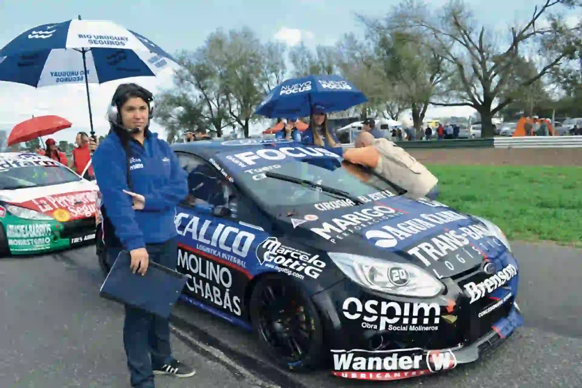 Una vez que una demuestra que eso que hace es lo que le gusta, los pilotos te empiezan a respetar y a escuchar más”. Jésica Salvini, ingeniera mecánica