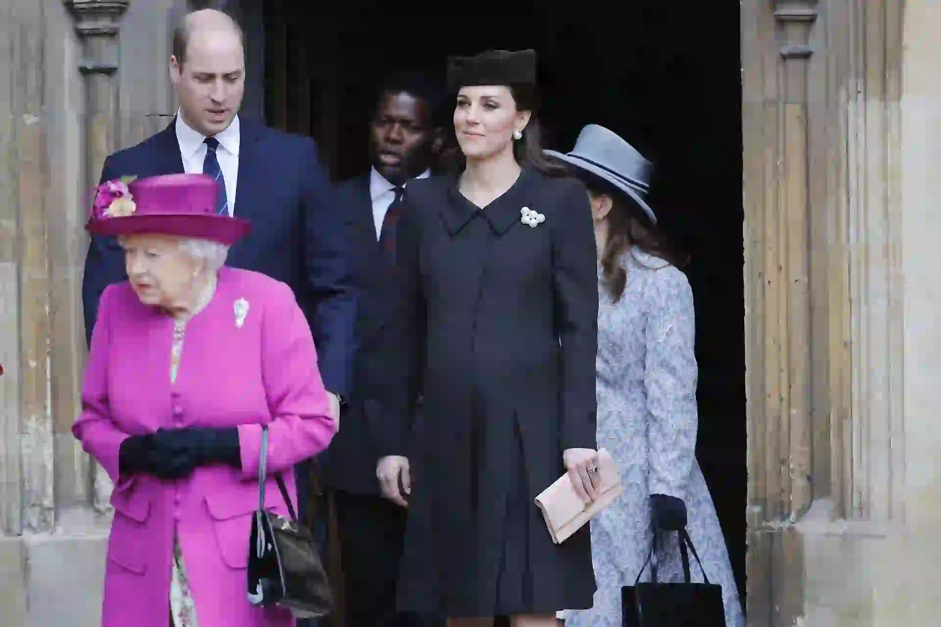 Embarazada de nueve meses esta podría ser su último acto antes de convertirse en mamá nuevamente