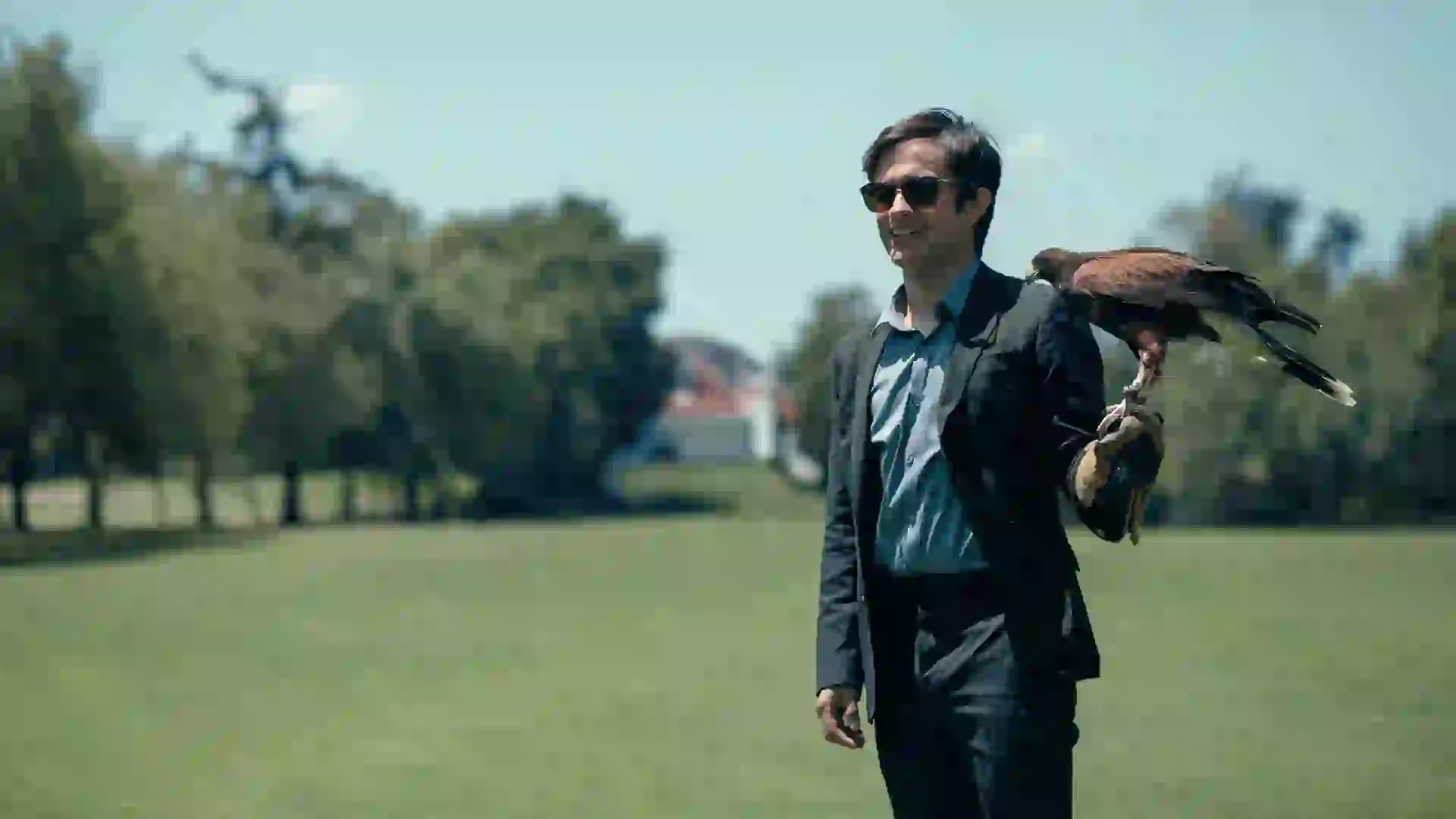 Escena de Aquí en la Tierra, la nueva serie que dirige, protagoniza y produce por FOX Premium.