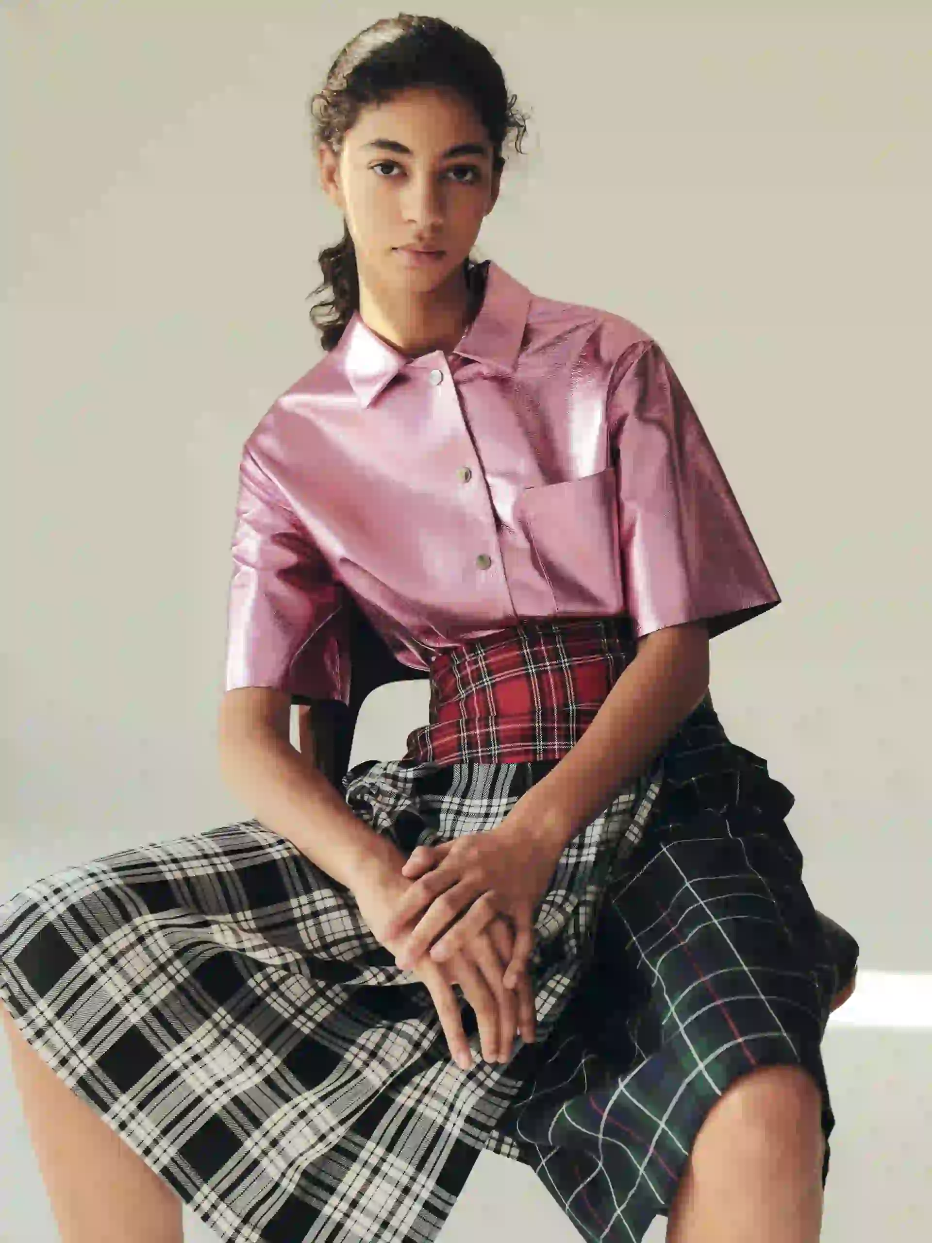 Fue elegida por models.com como una de las revelaciones de la temporada.