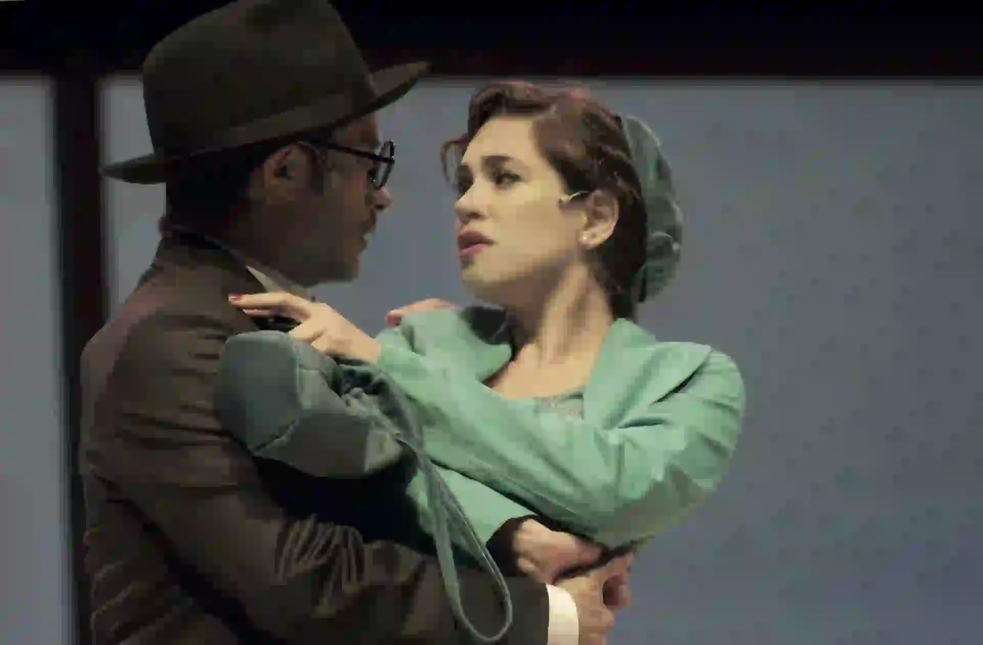 En la obra Ejercicios fantásticos del yo, donde comparte escenario junto a Gael García Bernal.