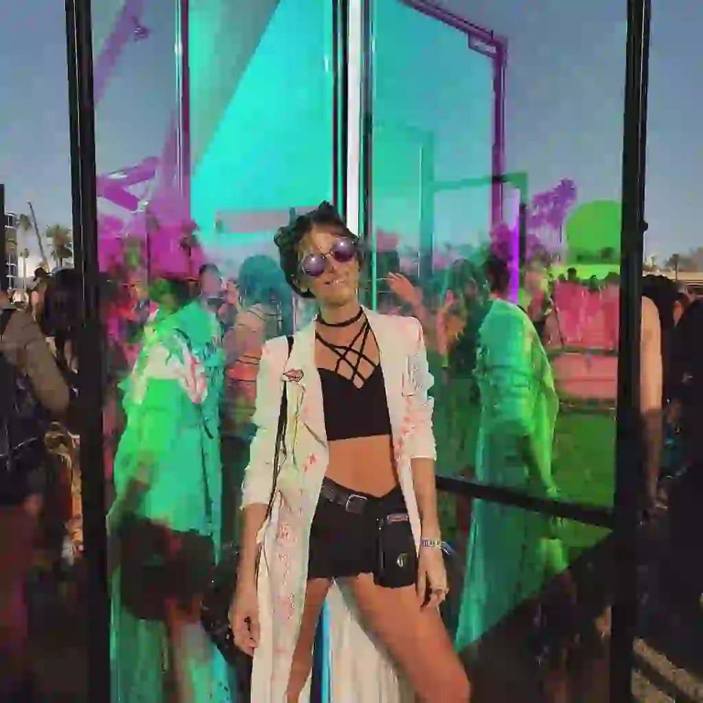 Ana Bonamico, la artista plástica argentina personalizó su kimono blanco para la edición 2018