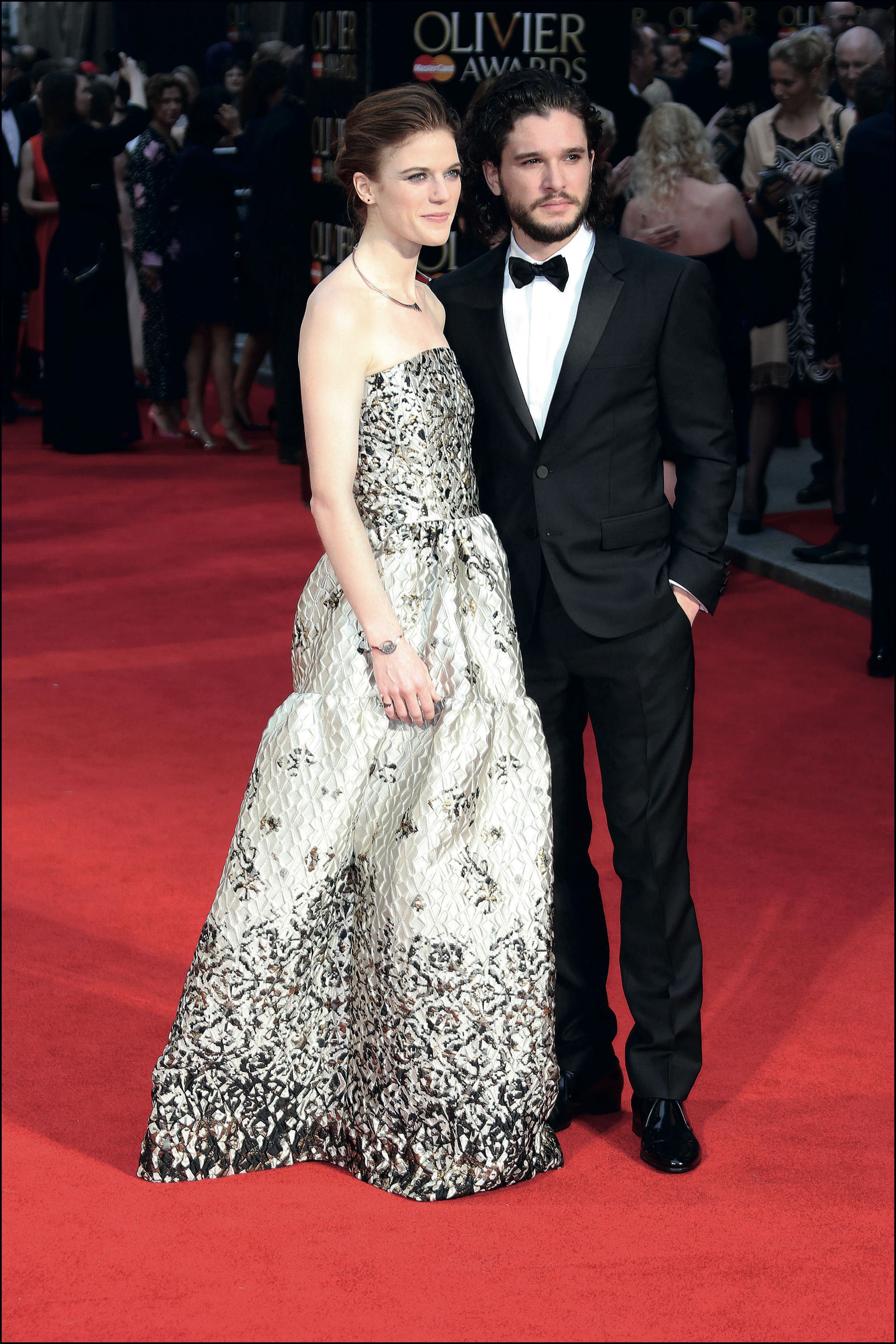 La pareja brilla en cada una de las red carpets que pisa. Aquí en la entrega de los Olivier Awards, en Londres