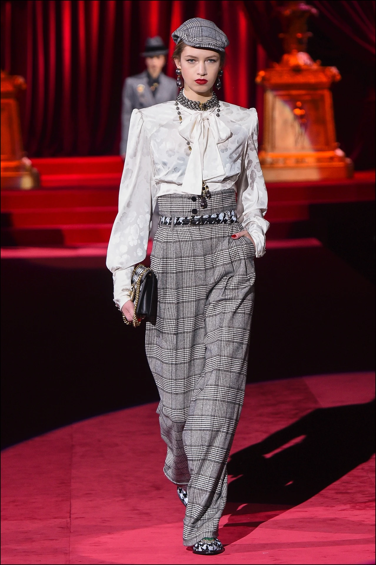 DÈfilÈ de mode Dolce & Gabbana lors de la fashion week automne/Hiver 2019/2020 ‡ Milan, le 24 fÈvrier 2019 Dolce & Gabbana show at Milan Fashion Week Autumn/Winter 2019/20 on February 20, 2019 in Milan, Italy.