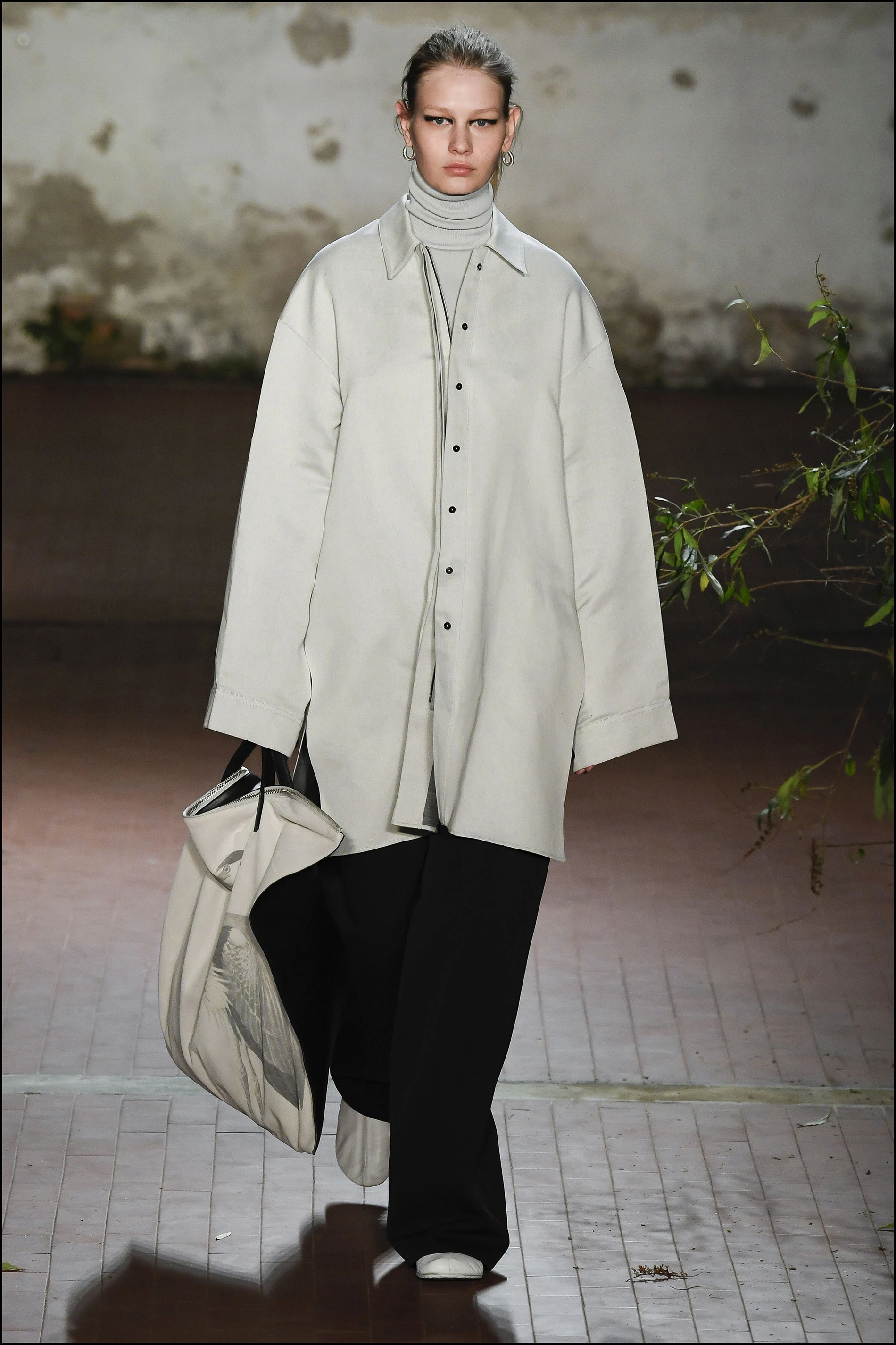 DÈfilÈ Jil Sander "Collection PrÍt-‡-Porter Automne/Hiver 2019-2020" lors de la Fashion Week de Milan (MLFW), le 21 fÈvrier 2019. Jil Sander Fashion Show "Ready-to-Wear Fall-Winter 2019/2020" at Milan Fashion Week, February 21st, 2019.