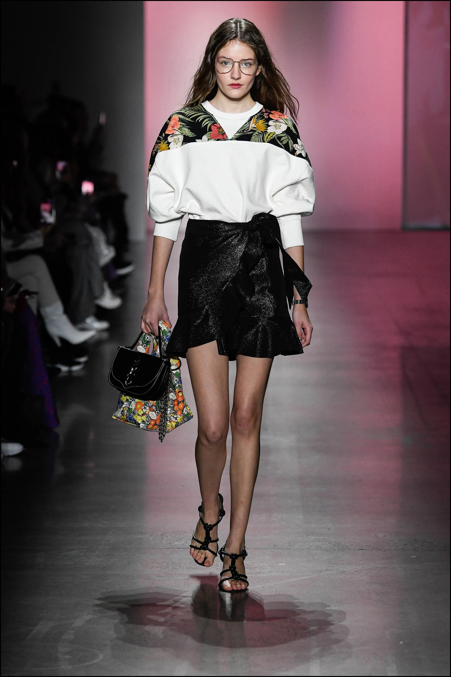 Estampados, volumen y riñoneras. 