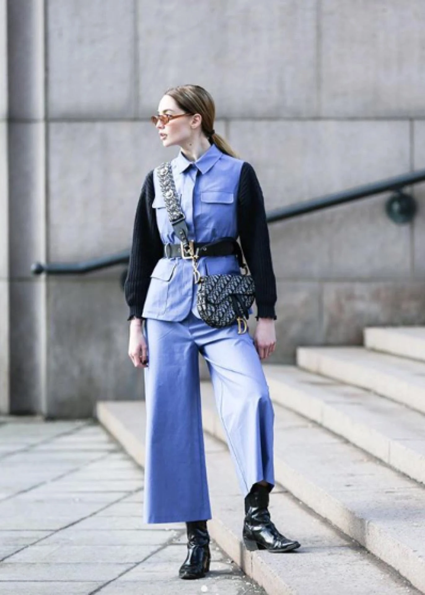 #PARA TI - CINTURONES SOBRE SACO - Moda - 02 - INSTAGRAM