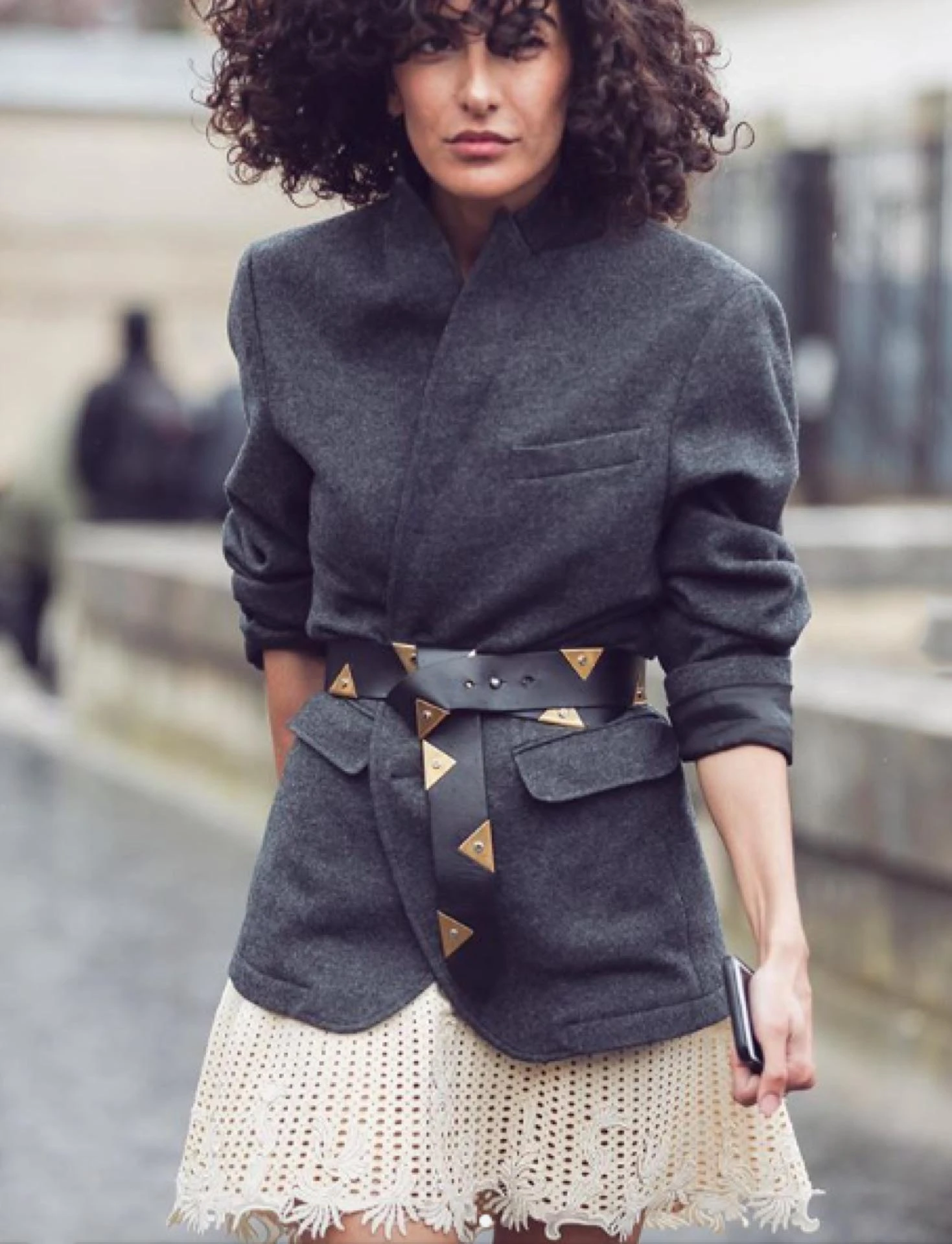 #PARA TI - CINTURONES SOBRE SACO - Moda - 05 - INSTAGRAM