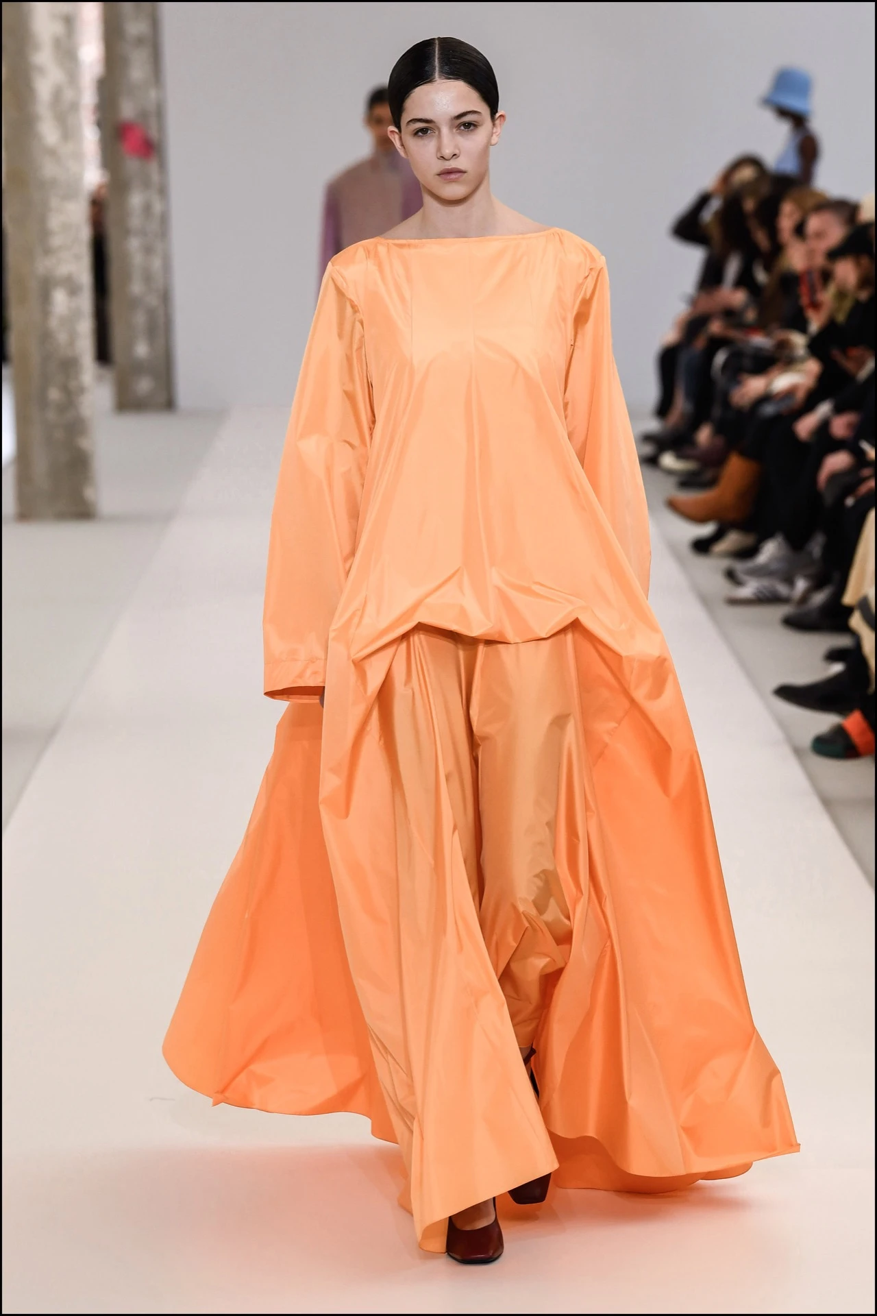 Mannequin - DÈfilÈ de mode Nina Ricci collection prÍt-‡-porter Automne-Hiver 2019/2020 lors de la fashion week ‡ Paris, le 1er mars 2019. Nina Ricci fashion show ready-to-wear Fall-Winter 2019/2020 during the fashion week in Paris, France, on March 1st 2019.