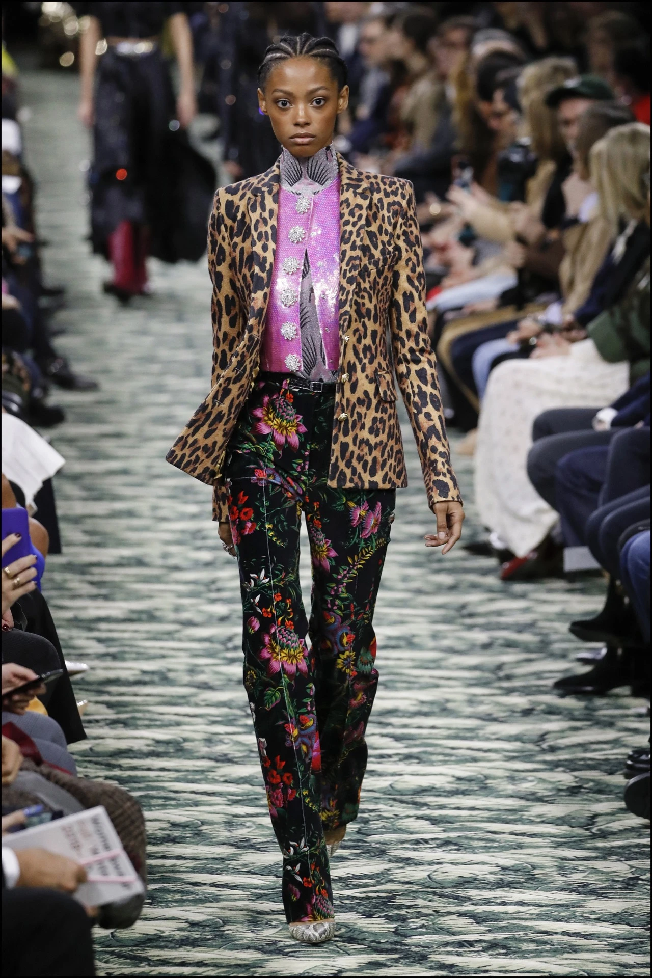 Mannequin - DÈfilÈ de mode Paco Rabanne collection prÍt-‡-porter Automne-Hiver 2019/2020 lors de la fashion week ‡ Paris, le 28 fÈvrier 2019. Paco Rabanne fashion show ready-to-wear Fall-Winter 2019/2020 during the fashion week in Paris, France, on February 28th 2019.