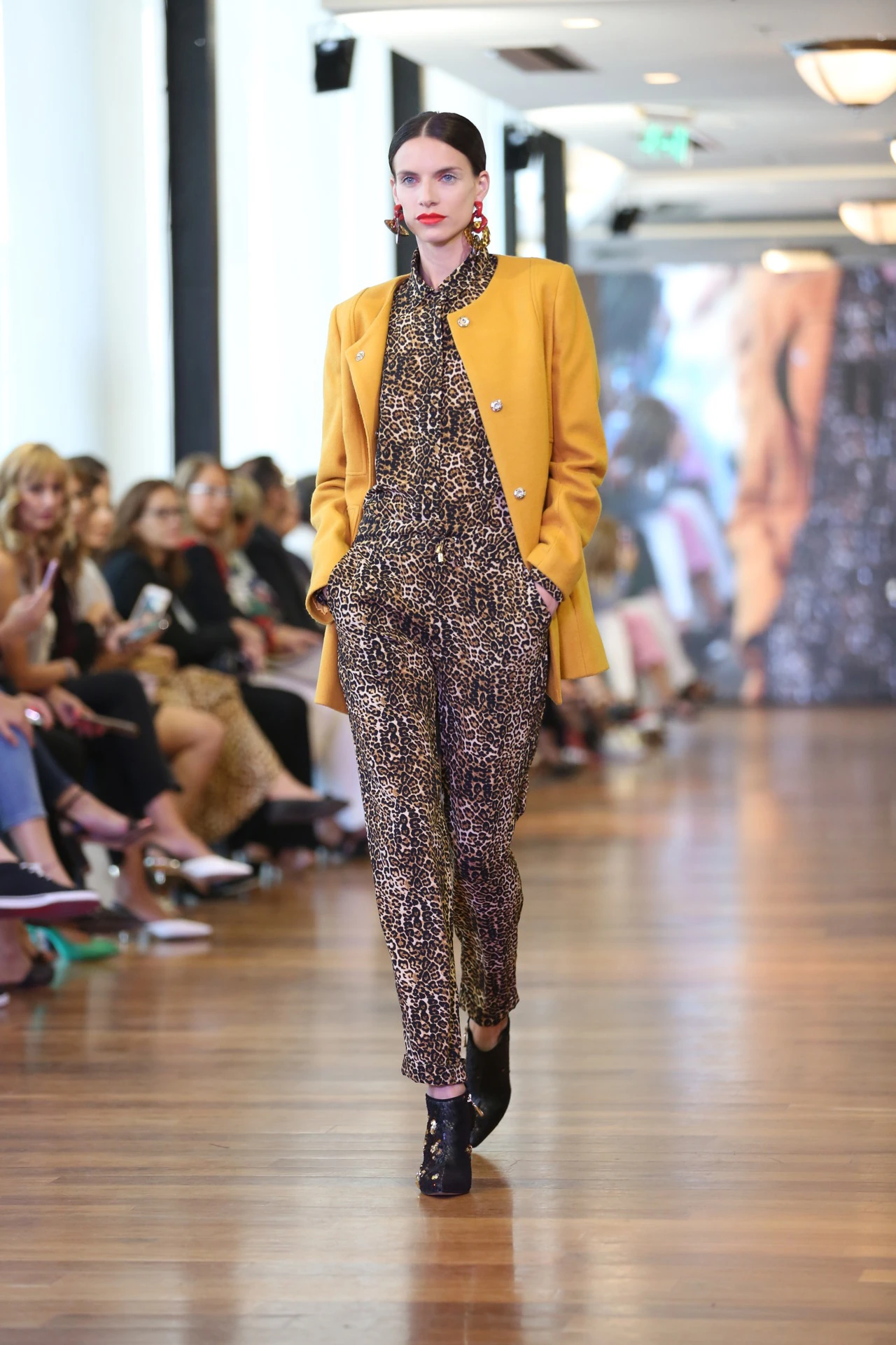 #PARA TI - RAFAEL GAROFALO 5 - Moda - MD