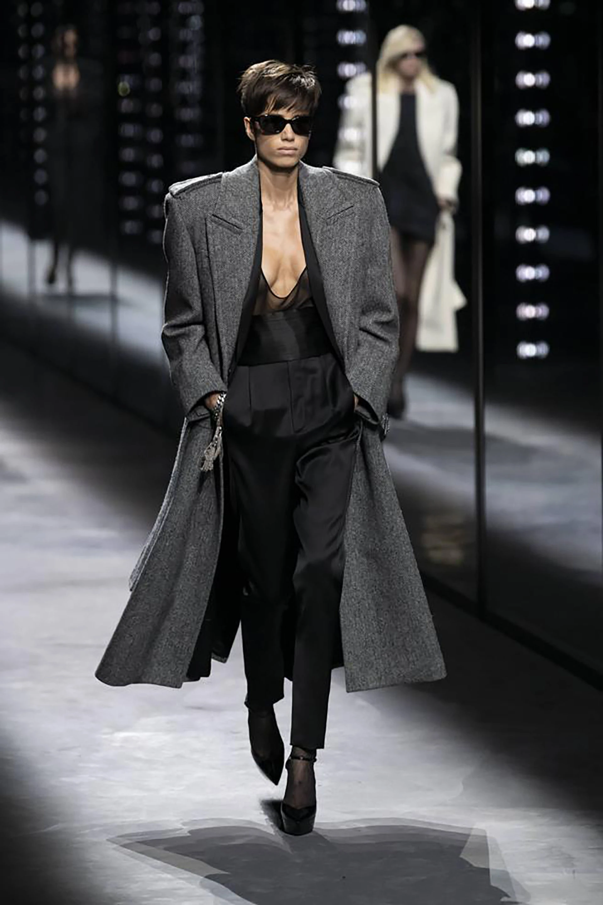 #parati-hombreras-moda