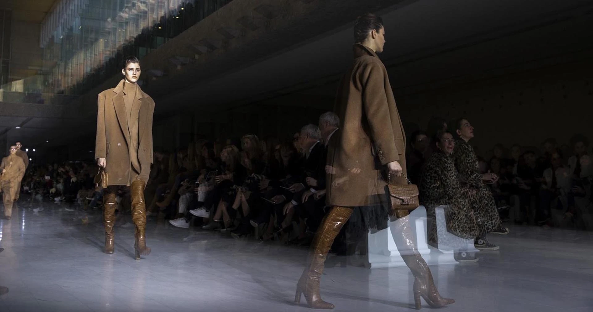 #PARA TI - BOURGEOIS - Moda - 01 - GENTILEZA INTI