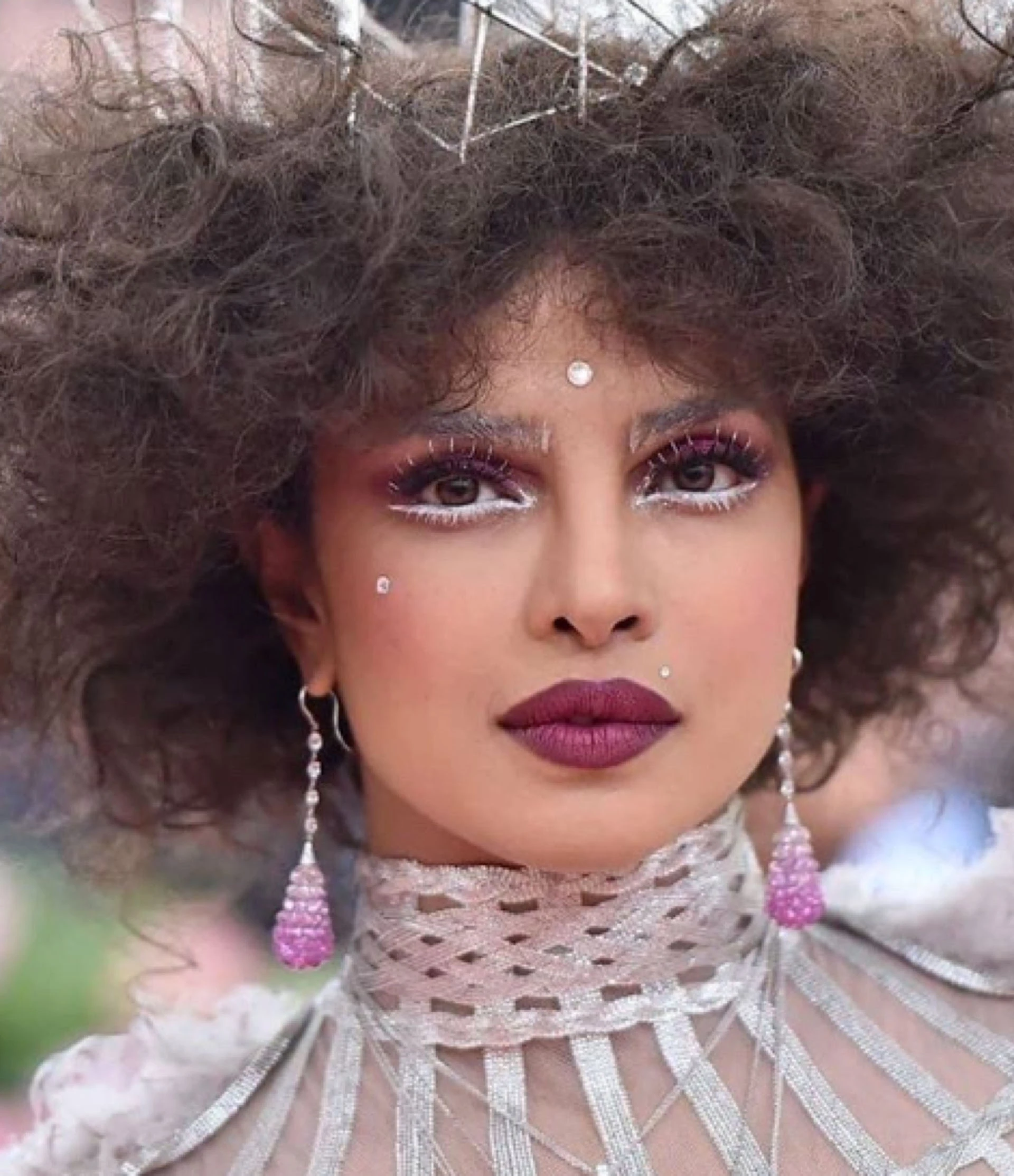 #PARA TI - GALA MET 2019 BEAUTY LOOKS - Belleza - 01