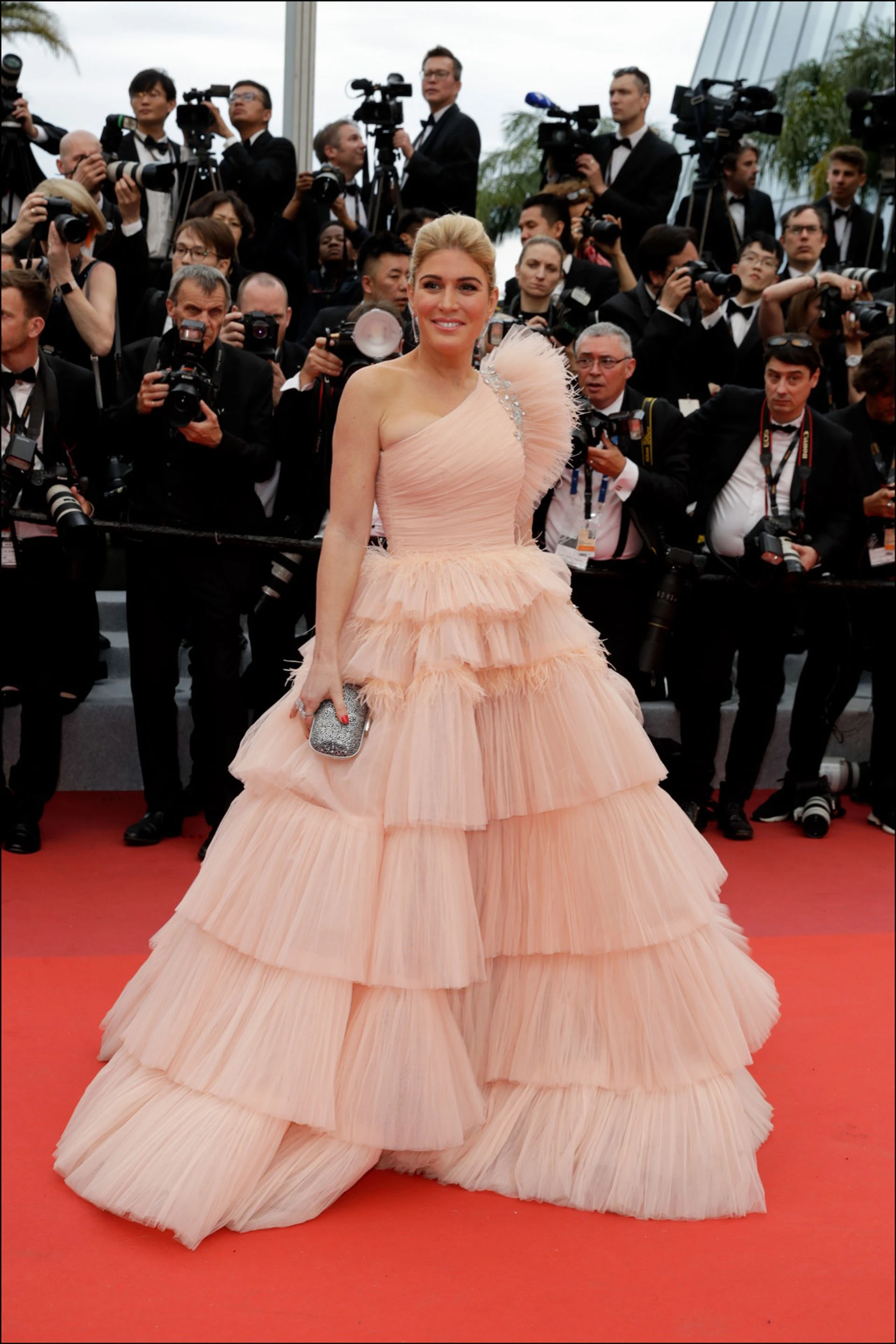 Hofit Golan - MontÈe des marches du film "The Dead Don