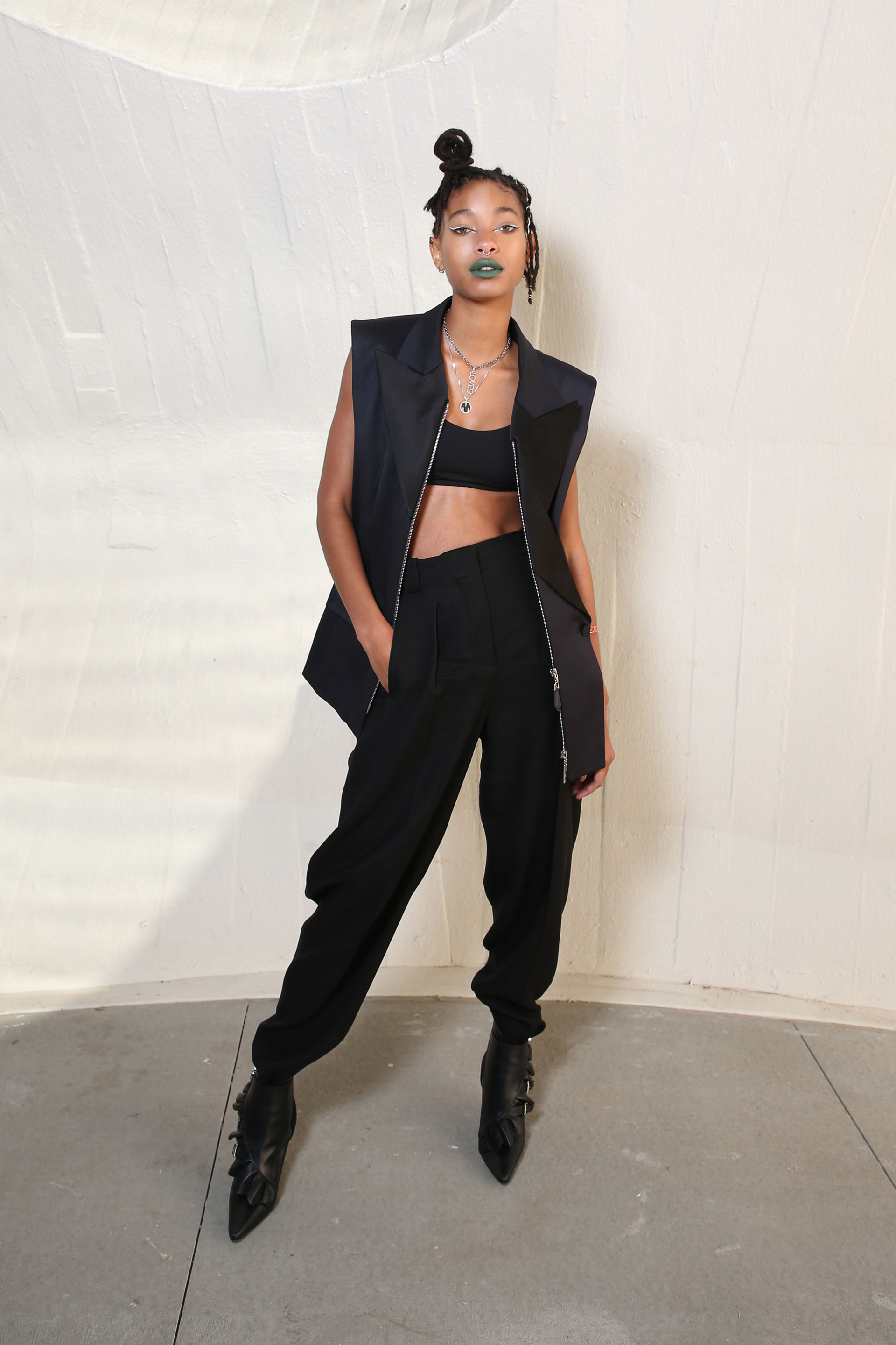 Willow Smith, girl in black.