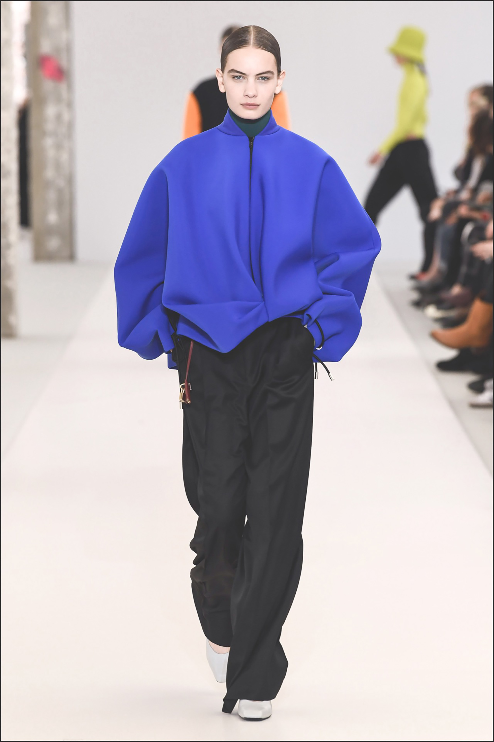 Mannequin - DÈfilÈ de mode Nina Ricci collection prÍt-‡-porter Automne-Hiver 2019/2020 lors de la fashion week ‡ Paris, le 1er mars 2019. Nina Ricci fashion show ready-to-wear Fall-Winter 2019/2020 during the fashion week in Paris, France, on March 1st 2019.