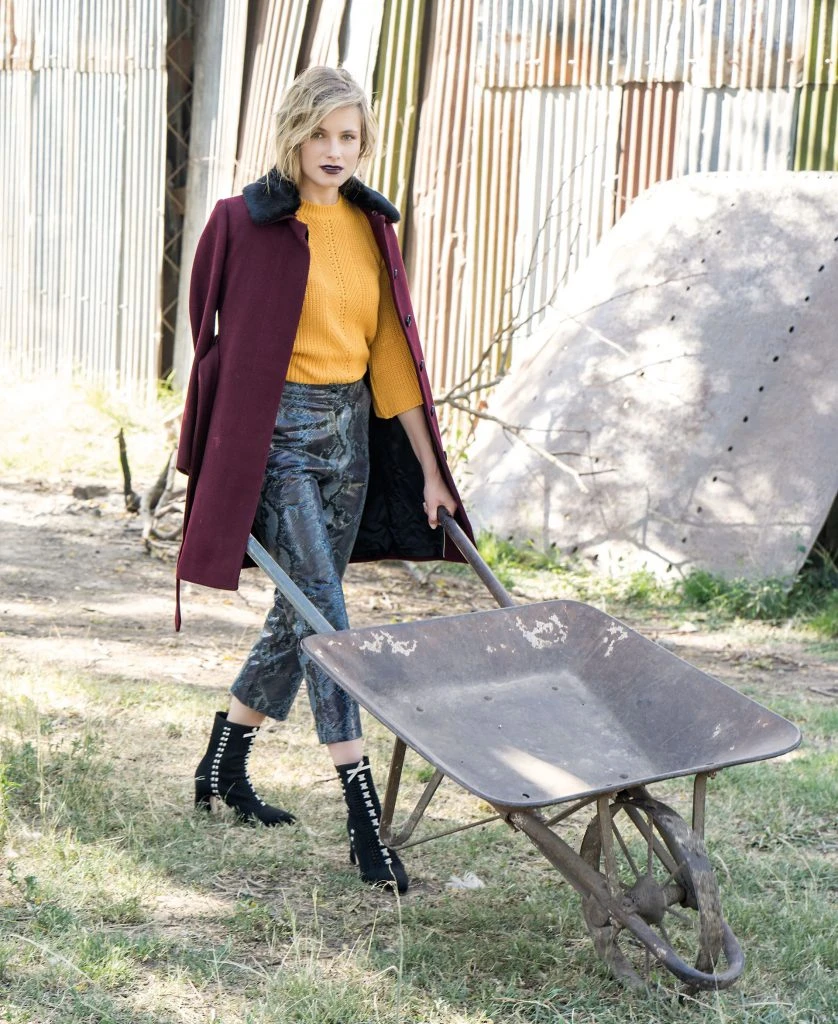 #PARA TI - ANTICIPO COLECCIONES EXTERIORES - moda - tapado con lazo y cuello semi piel vitamina - JJ - 20180316