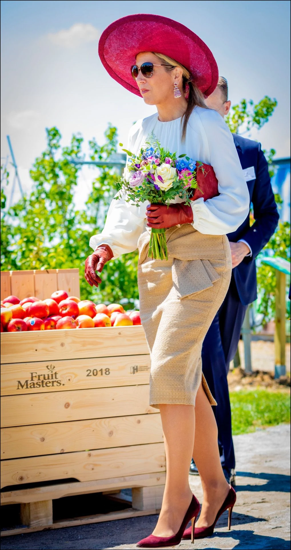 Muy elegante el look de Máxima.