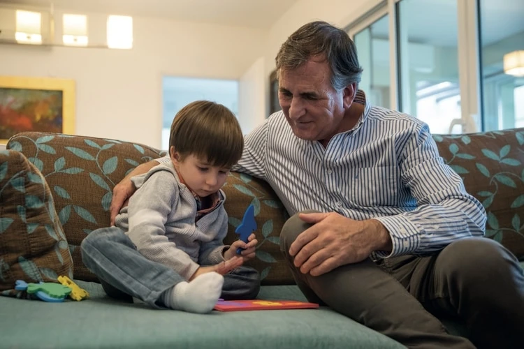“Un papá soltero puede llevar adelante la crianza de un hijo. Con amor, paciencia y dedicación, se puede”.