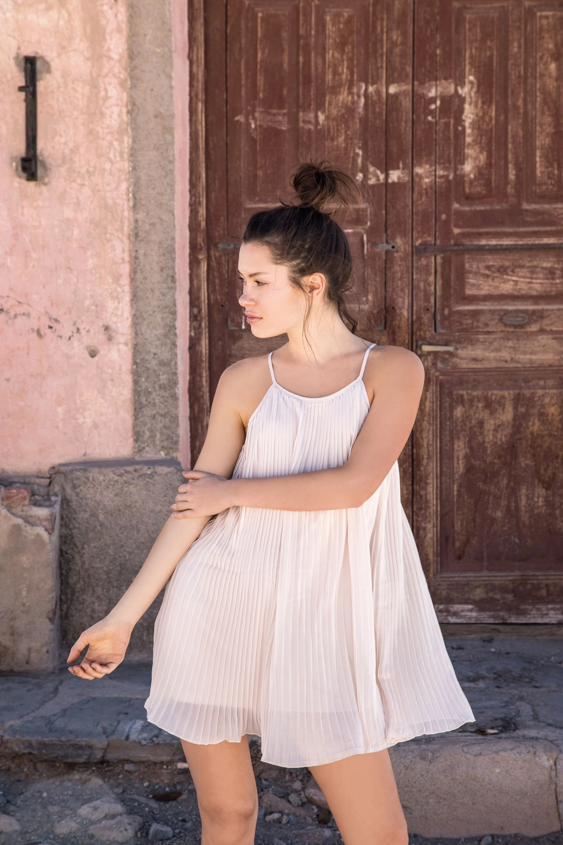 Minivestido plisado ($ 2.990, Wanama). Foto Fernando Venegas/ Para Ti