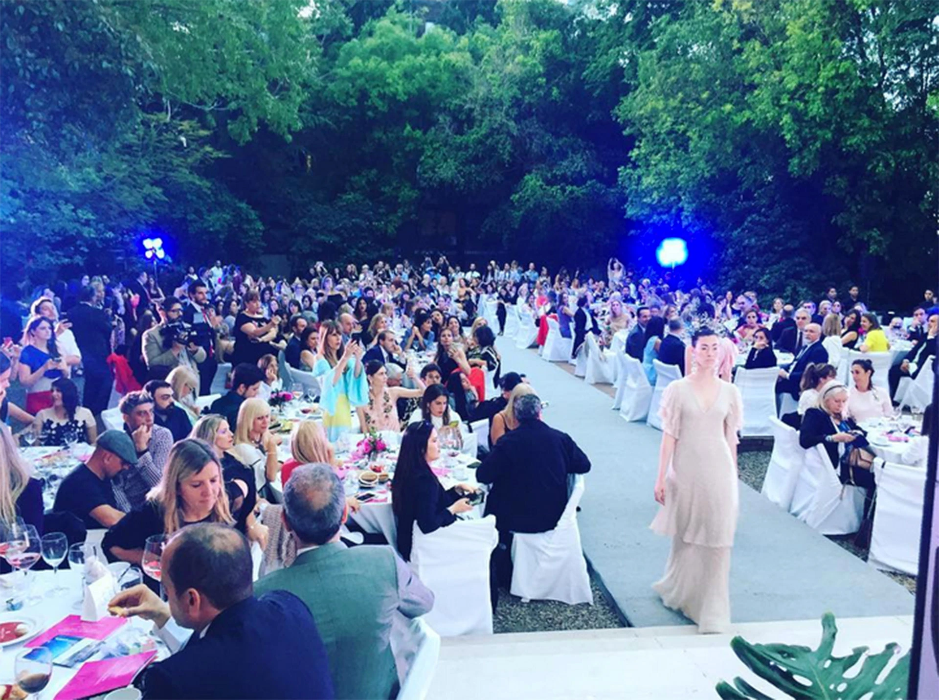 PARA-TI-SIX-O-CLOCK-4