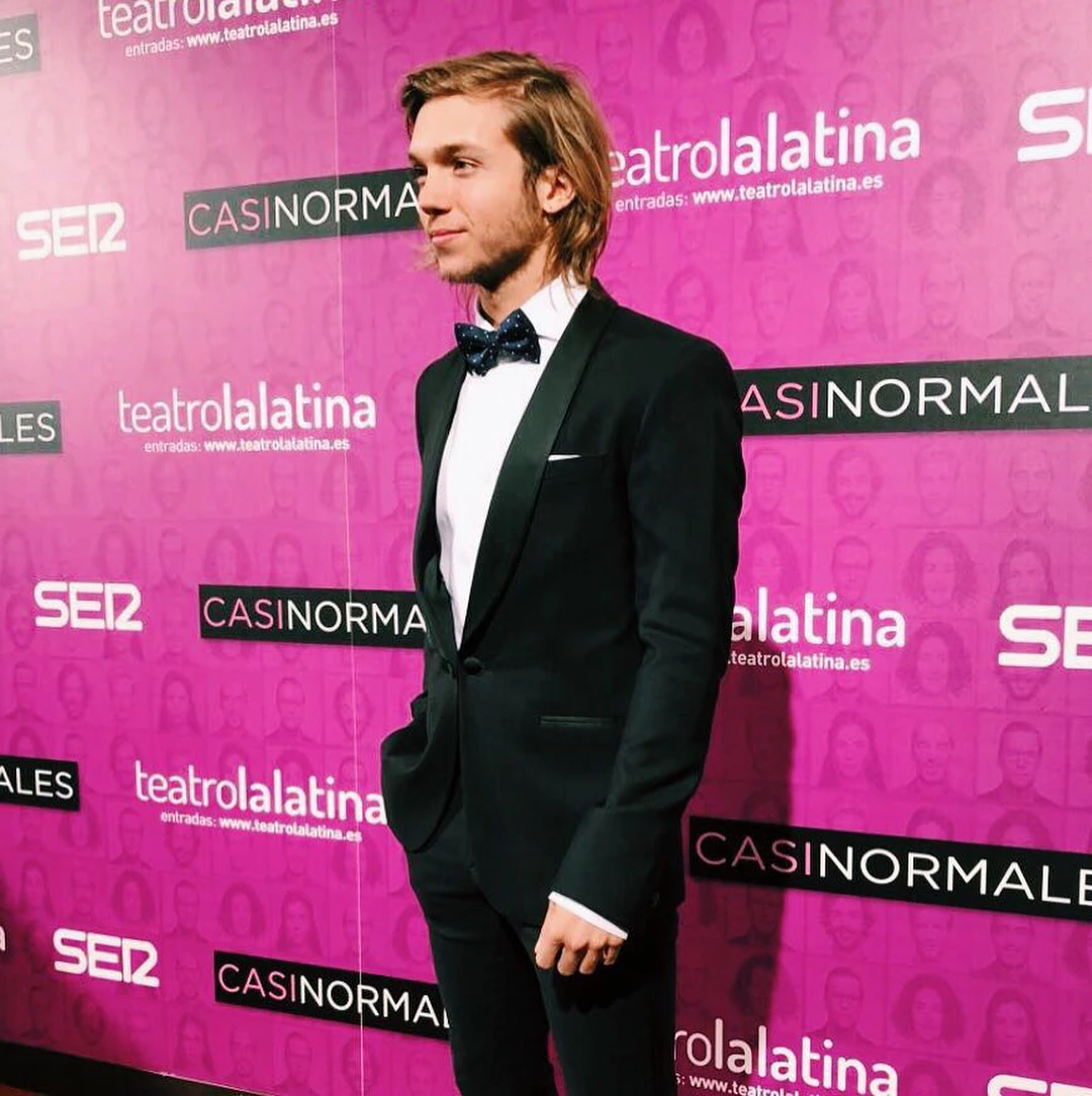 Presentación de Casi Normales