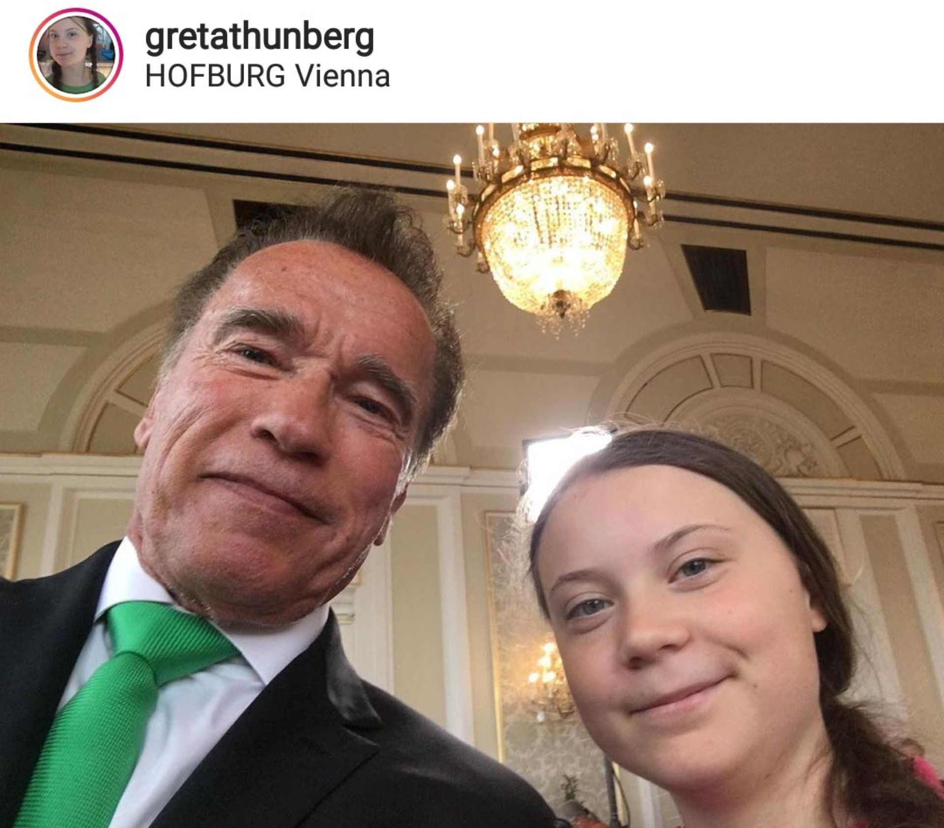En su cuenta de Instagram, su encuentro con Arnold Schwarzenegger.