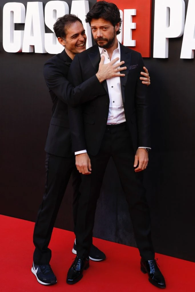 Pedro Alonso y Alvaro Morte