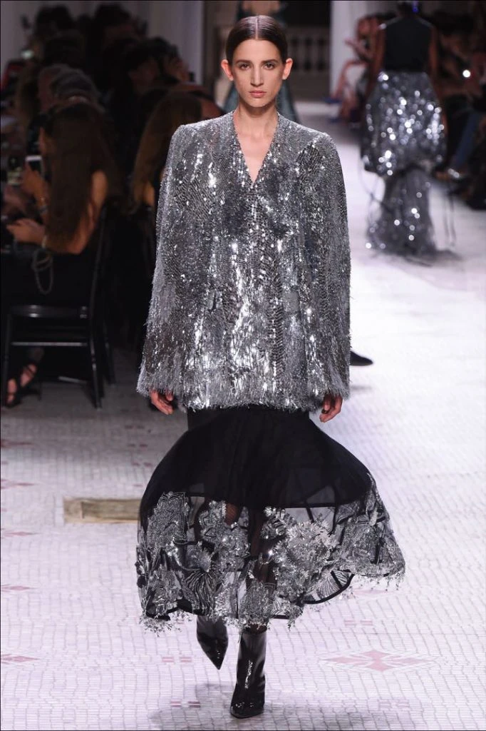 DESFILE GIVENCHY PARIS ALTA COSTURA FOTONOTICIAS